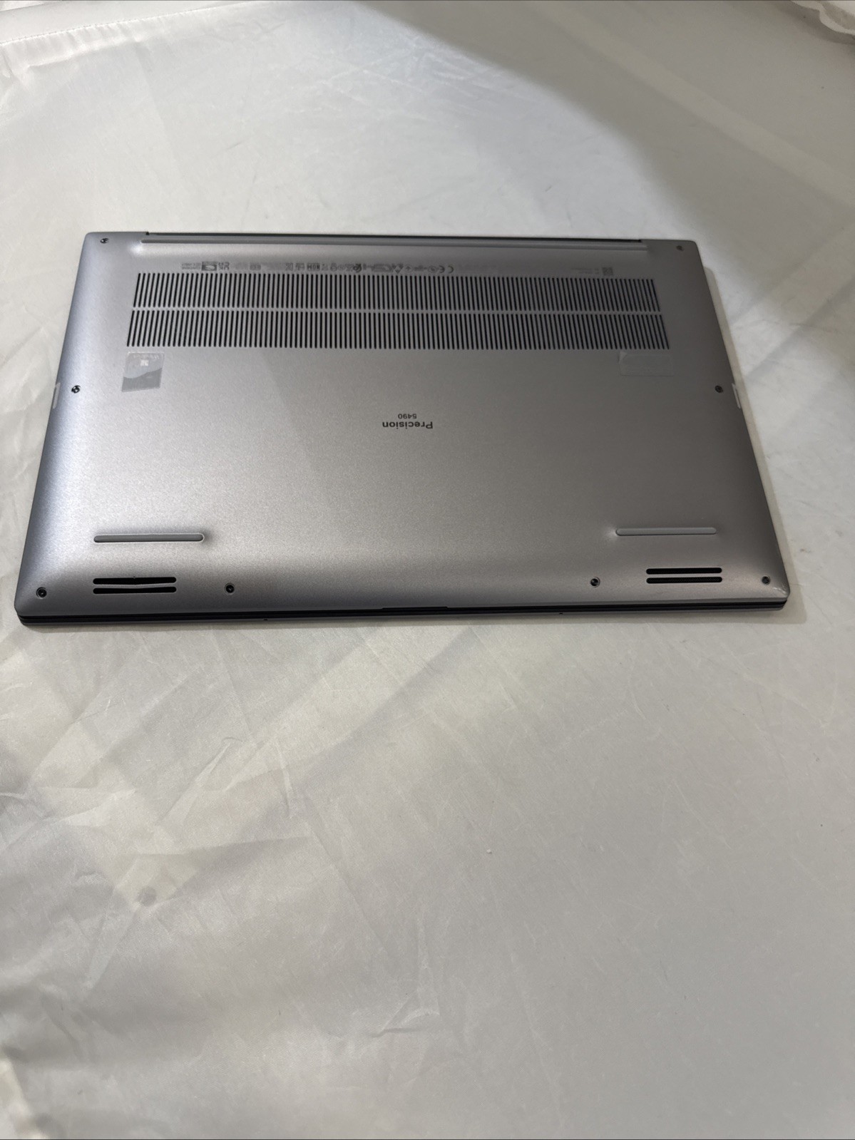 Dell Precision 5490 14 FHD+ 3.8 GHz Ultra 7 165H 64GB 500GB SSD RTX 1000 Ada
