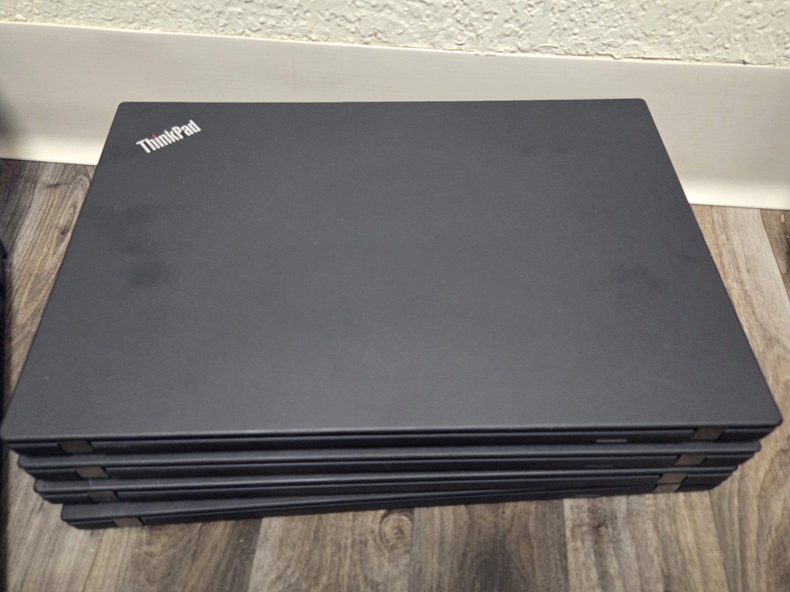 Lenovo ThinkPad T490 Laptop 14-inch Core i7 8th Gen, 16gb Ram, NO SSD