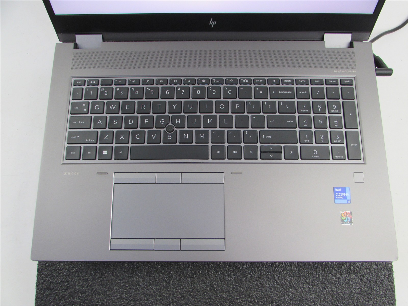 HP ZBOOK FURY 17 (G8) CORE I9-11950H 1TB SSD 32GB RAM NVIDIA RTX A5000 NO O.S