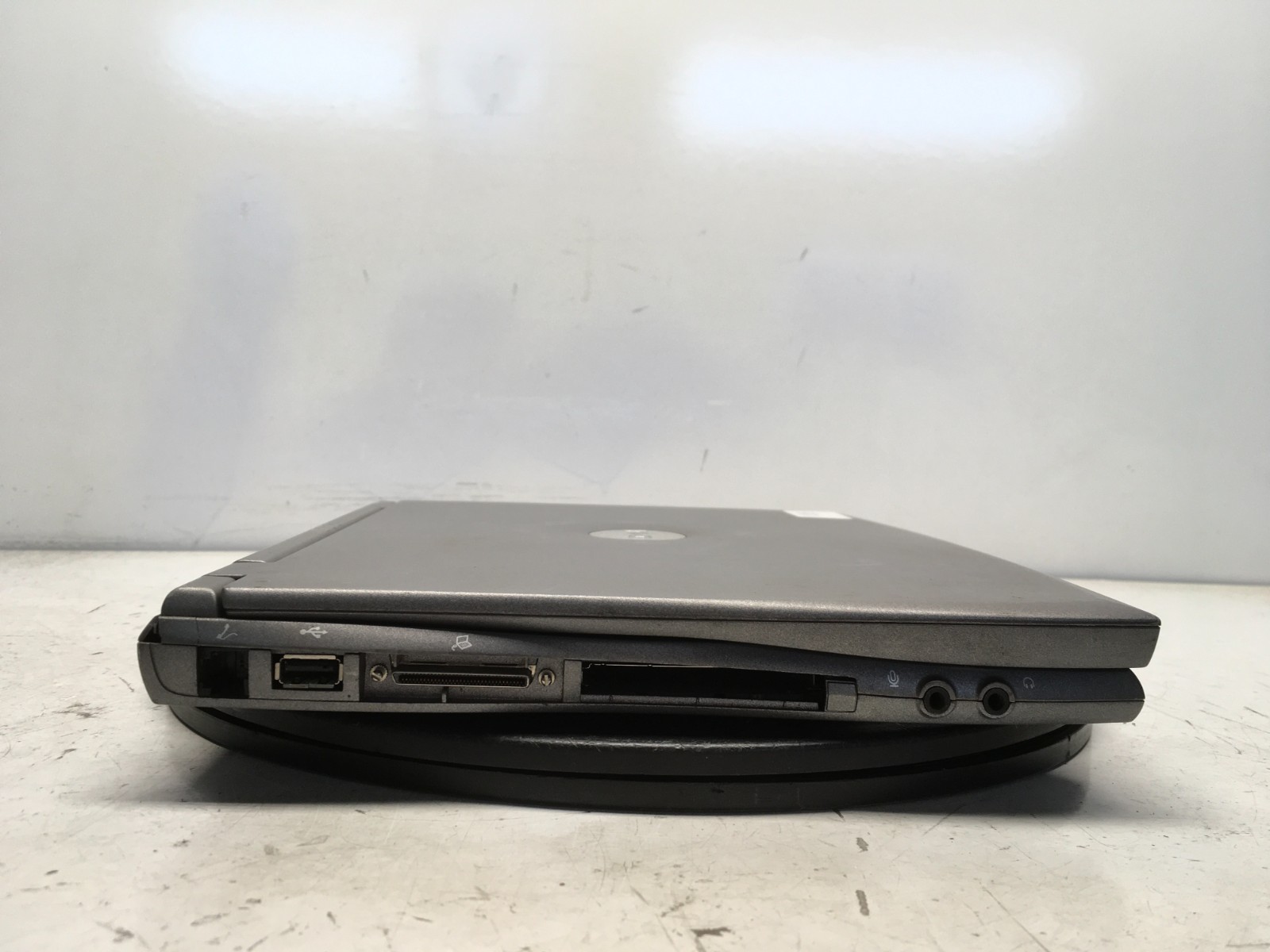 Dell Latitude C400 Intel Pentium III 1GHz 256 MB NO HDD