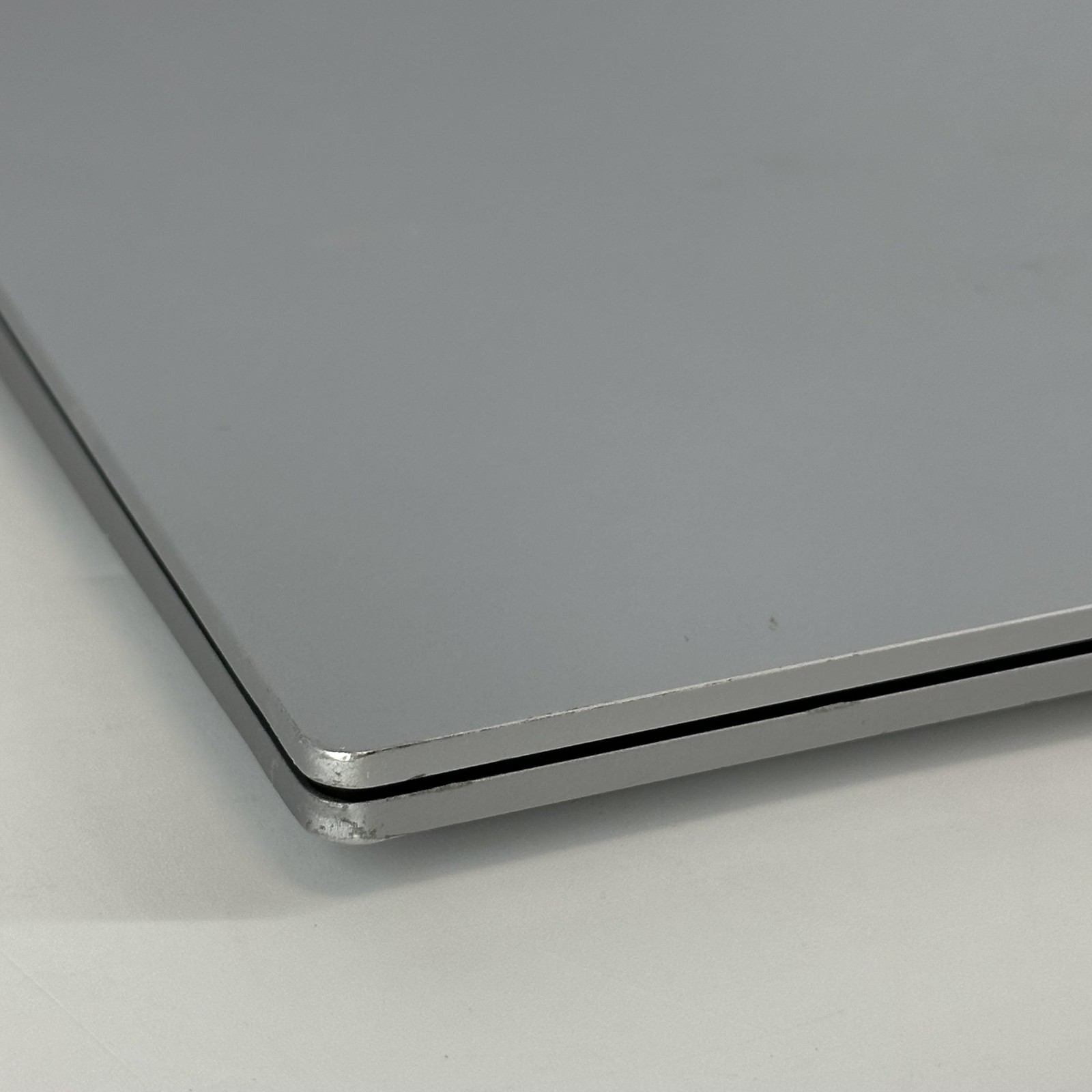 Samsung Galaxy Book4 15 Silver FHD 1.8 GHz Core 7 150U 16GB 512GB SSD FRAME GA