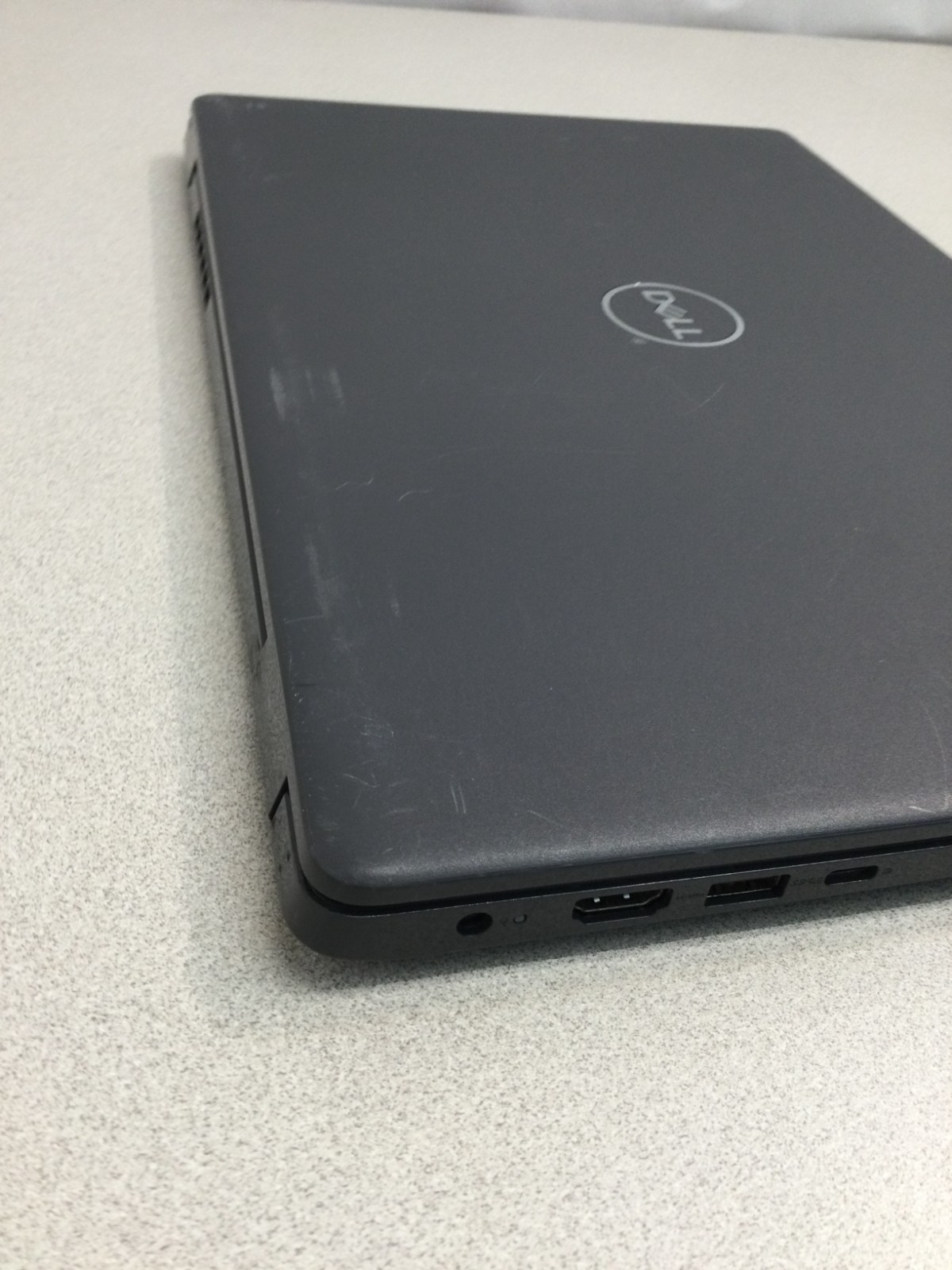 DELL LATITUDE 3510 15″ Intel Core i5 10310U 1.60GHz 8GB RAM 256GB SSD WIN 11PRO