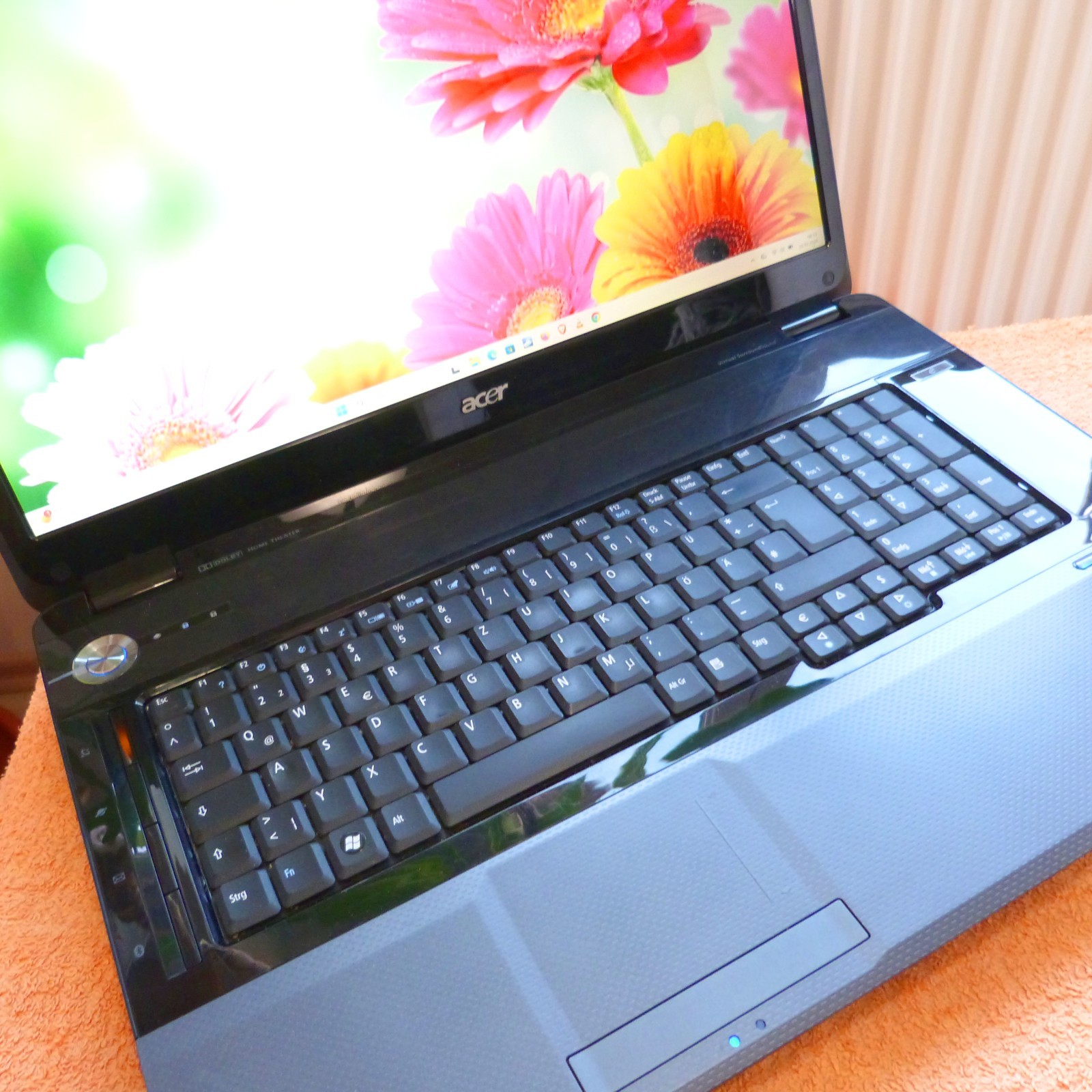 Acer 8735 Cinema 18″ FULLHD GEMSTONE l 3x HDD SSD I Windows 11 HDMI GeForce I