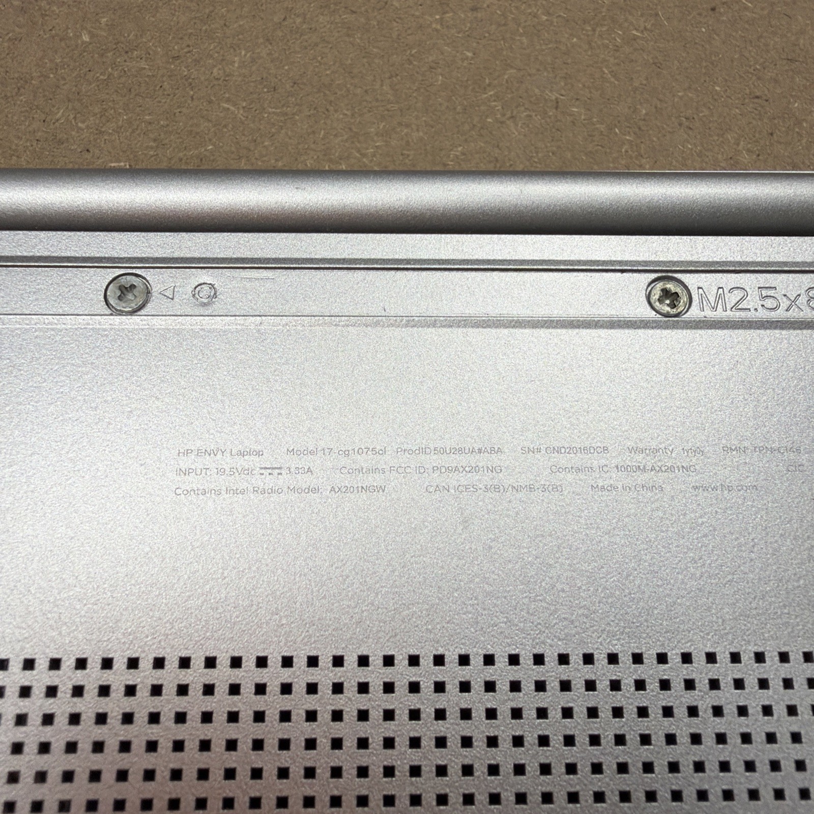 *BROKEN SCREEN HP Envy 17.3″ I7-1165G7 Laptop 8GB RAM NO SSD MX450
