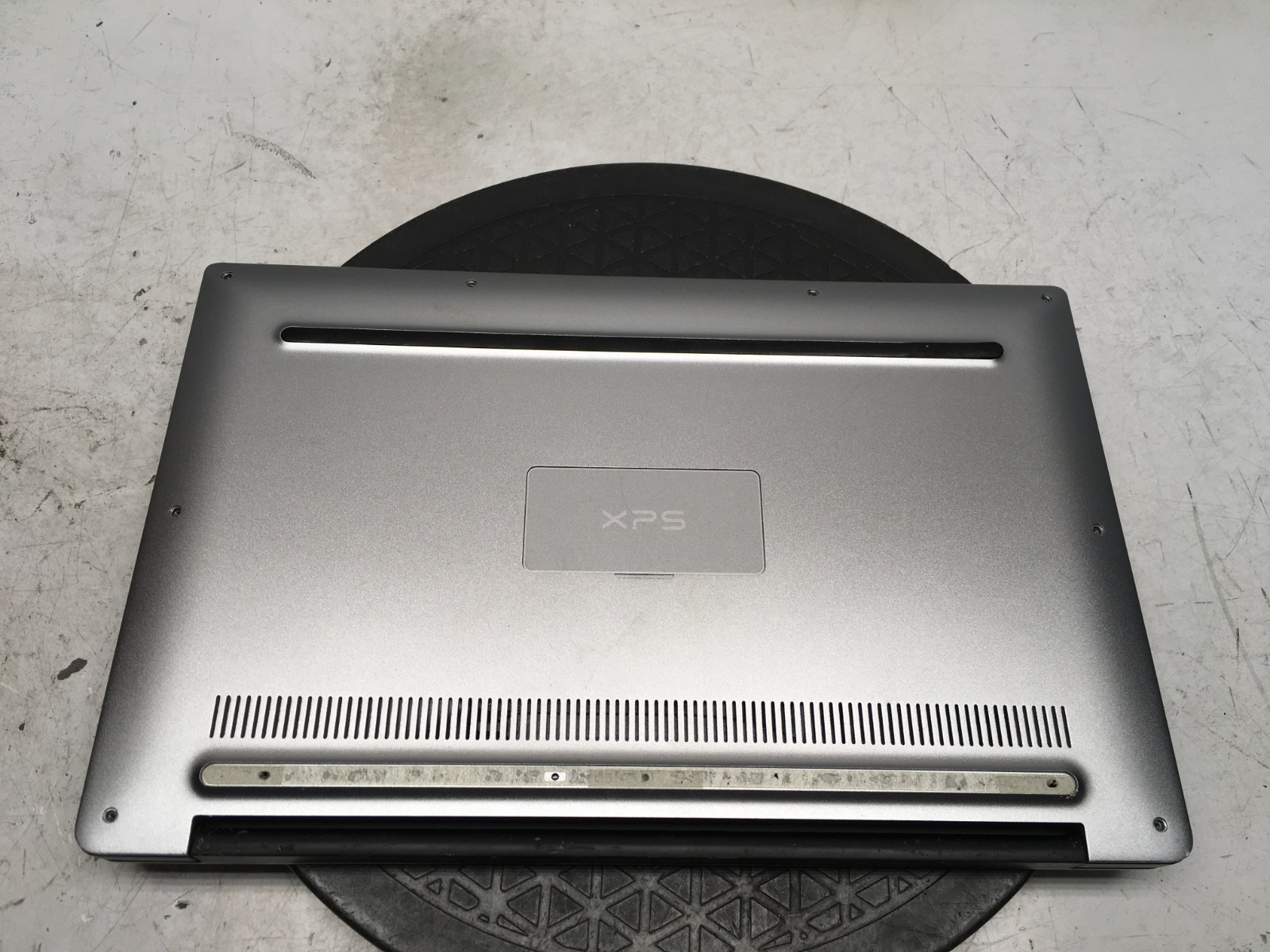 Dell XPS 13 9343 Intel i5-5200U 2.2GHz 8 GB NO HDD