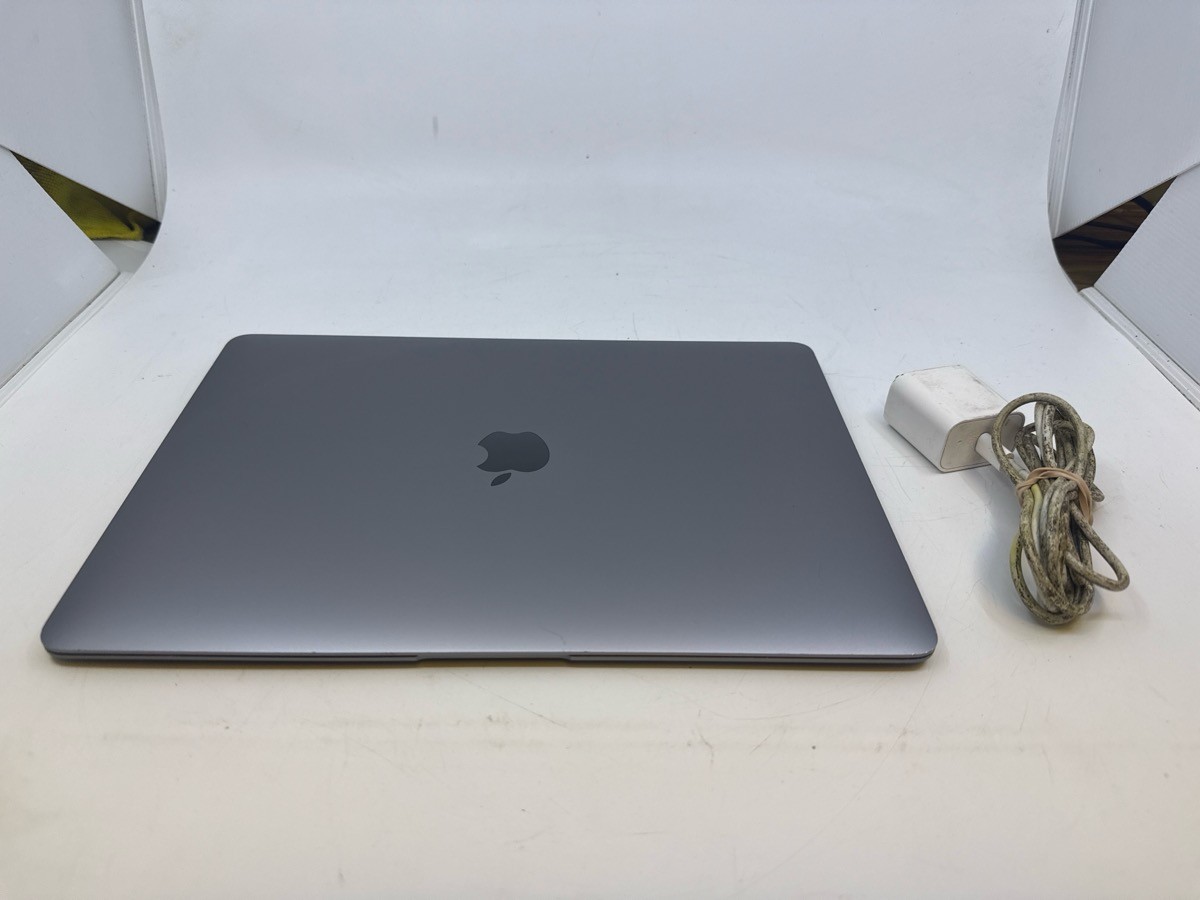 Apple MacBook Air 13″ 2020 Gray i3 8GB 500GB SSD A2179 **Read*** (RO1078397)