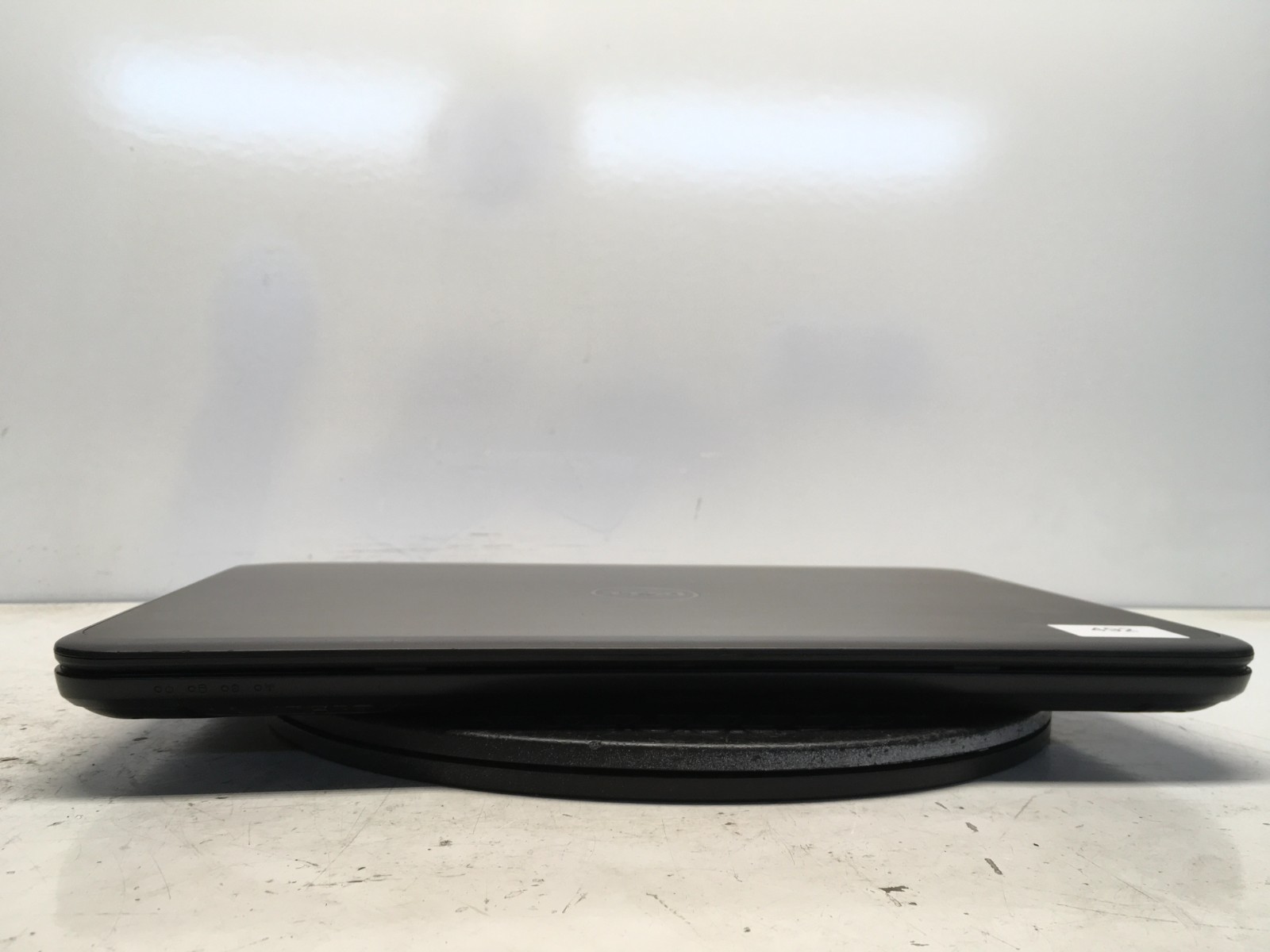 Dell Latitude 3540 Intel i3-4010U 1.7GHz 4 GB NO HDD