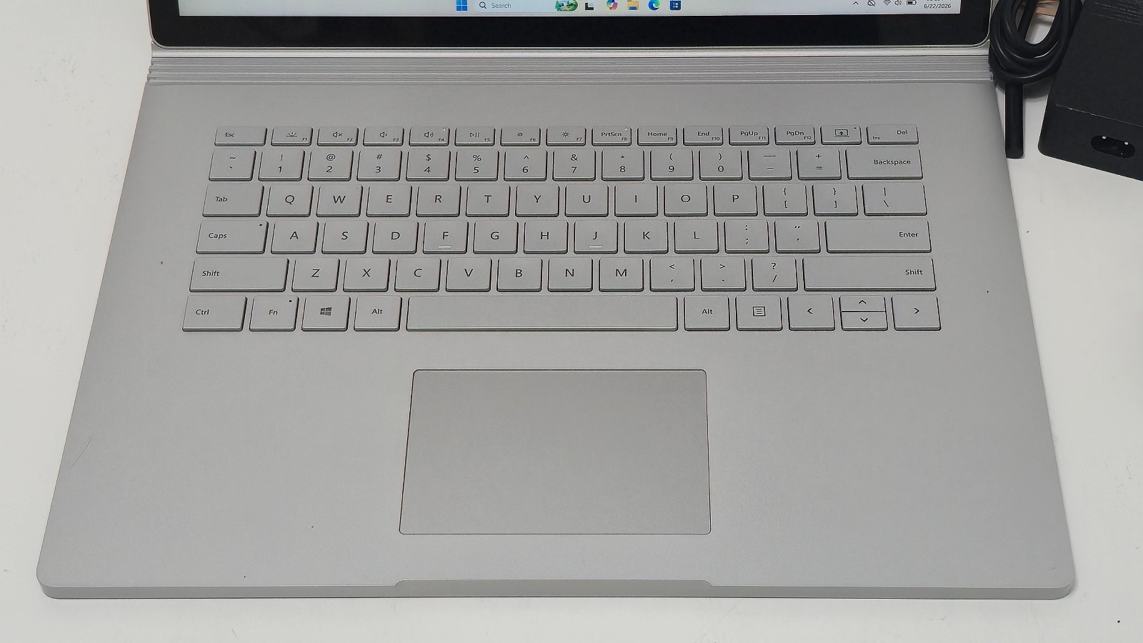 Surface Book 3 15″ (1899) i7-1065G7 32GB RAM 1TB SSD GTX 1660 GPU 6GB GDDR6