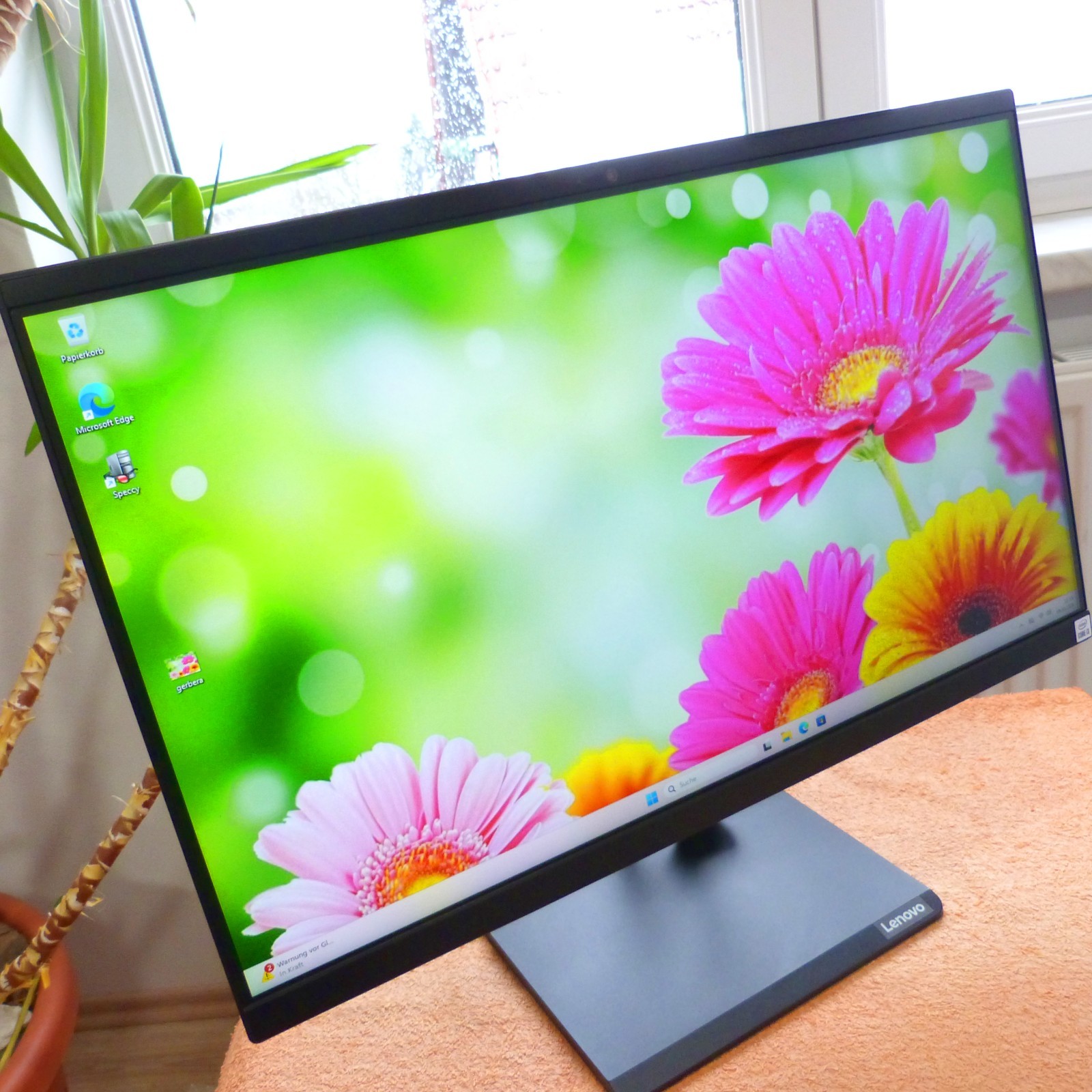 ALL IN ONE PC Lenovo V30a 24″ FULLHD l SSD Windows 11 PRO I Intel 10GEN AIO