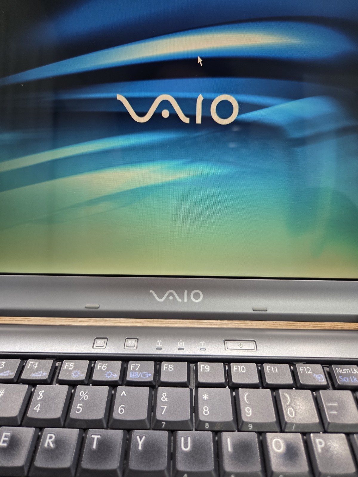 Sony Vaio Vgn-S480P Intel Pentium M 1.86ghz 2gb Ddr 2 Memory 128gb Ssd