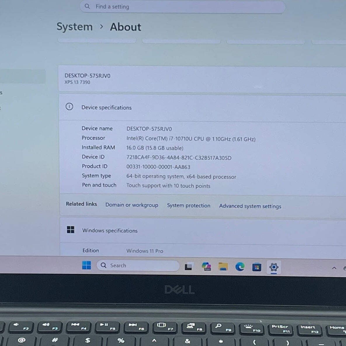 Dell XPS 13 7390 13.3″ i7-10710U 1.1GHz 16GB RAM 512GB SSD