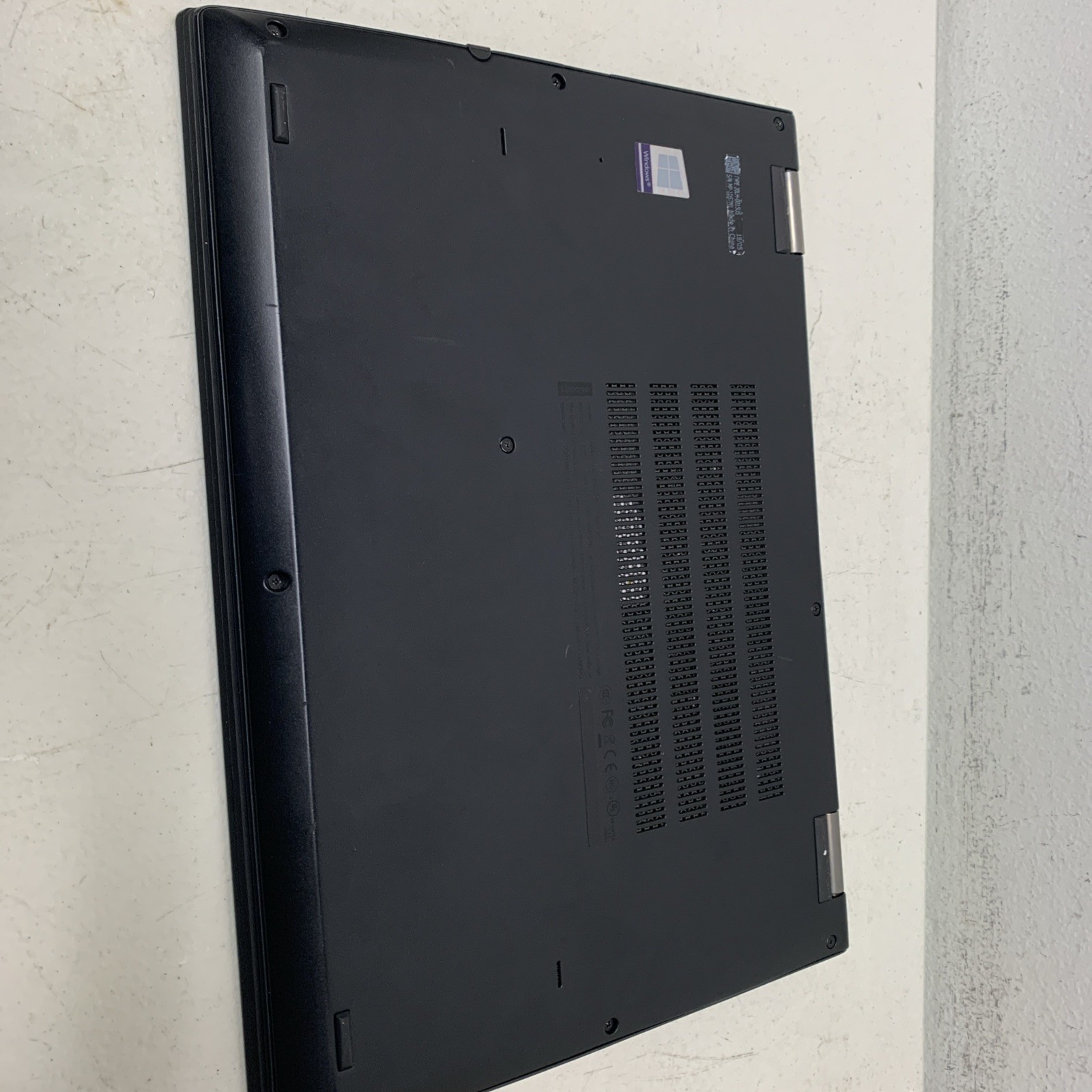 Lenovo ThinkPad X380 Yoga 2-in-1 Touch/Pen i5-8250 8GB RAM 256GB SSD Win11pro