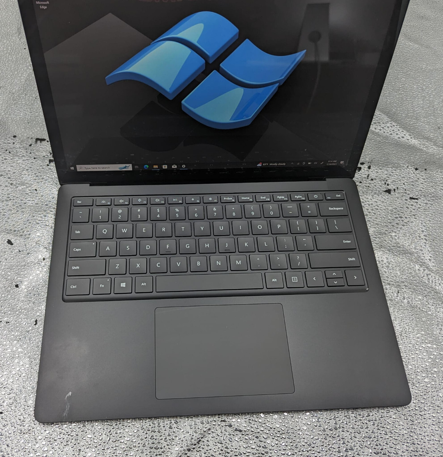 Microsoft Surface Laptop 3 13.5″ 256GB 8G, Intel Core i5-1035G7 – 1.20 GHz,