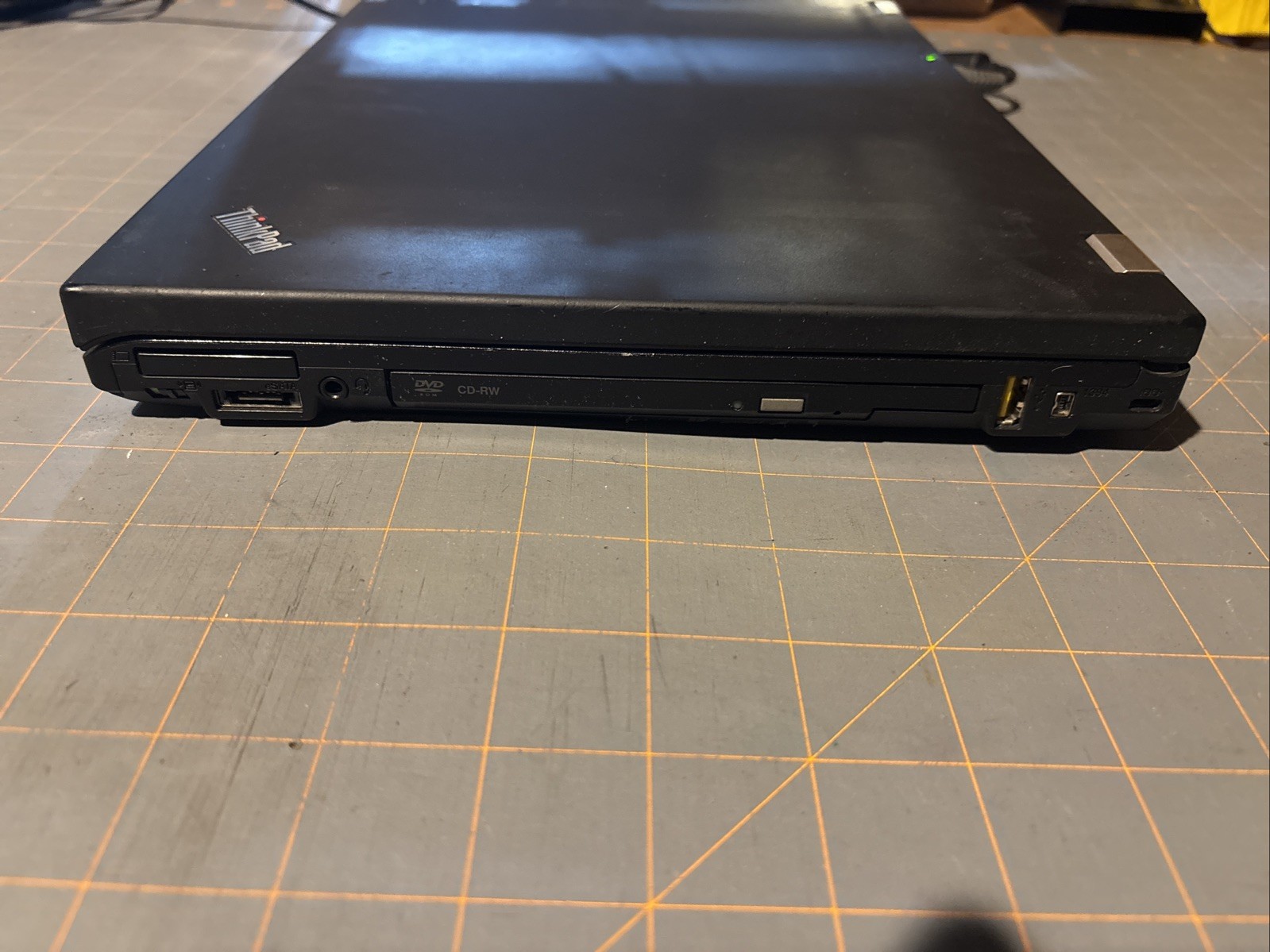 Thinkpad T410 i5 4GB 320GB Windows 7 Professional Grade B/C Working