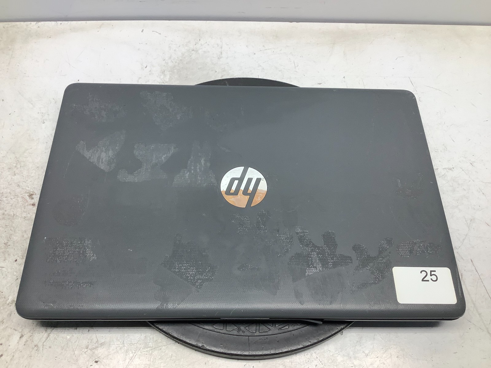 HP 15-DA0071MS Intel i3-7100U 2.4GHz 8 GB NO HDD