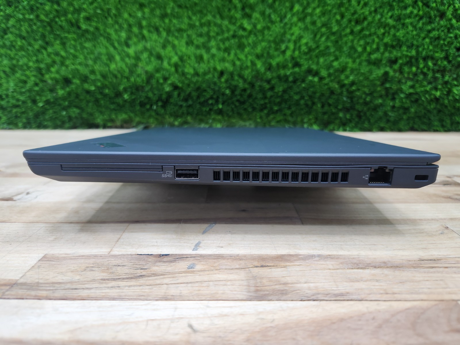 Lenovo ThinkPad P14s Gen 2 14″ FHD i7-1165G7 32GB 512GB SSD Nvi. T500 Win 11 P ~