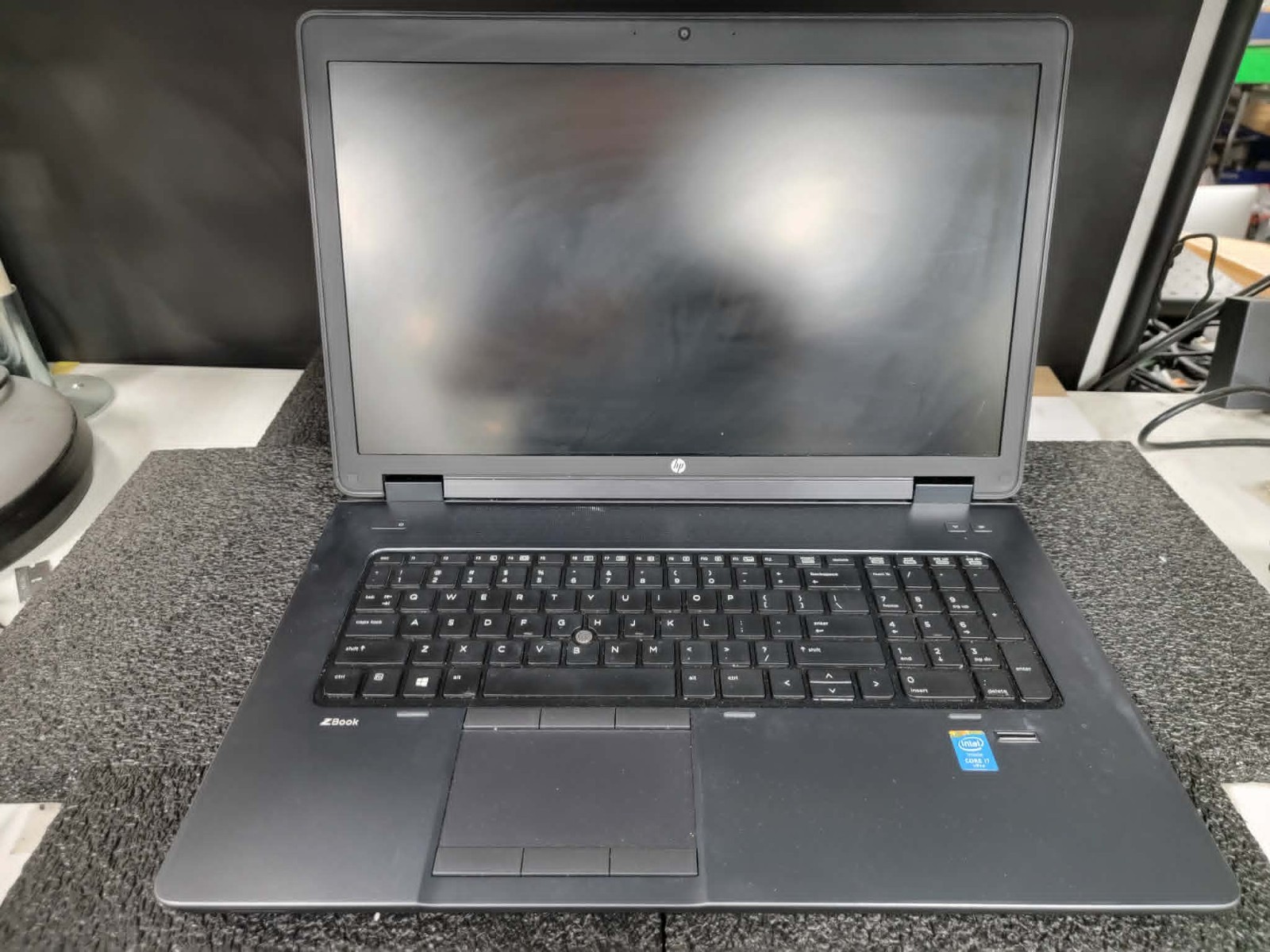 Lot 5 HP ZBook 17″ G2 i-7 4810MQ 2.8GHz 32GB RAM K3100M 4GB 256GB SSD 1TB HDD W1