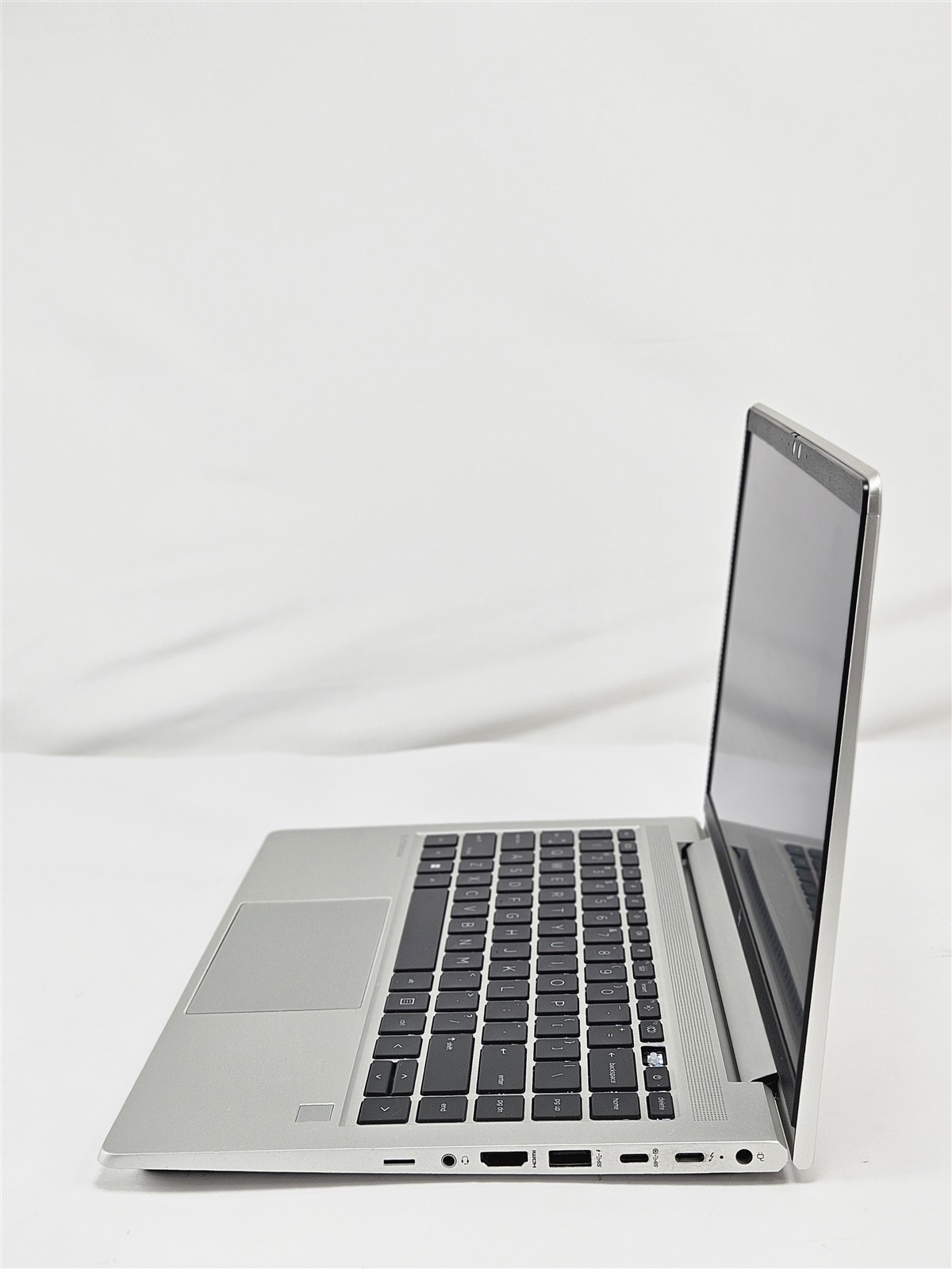 HP 14″ EliteBook 640 G10 i5-1345U 16GB RAM 512GB SSD Intel Iris Xe No OS