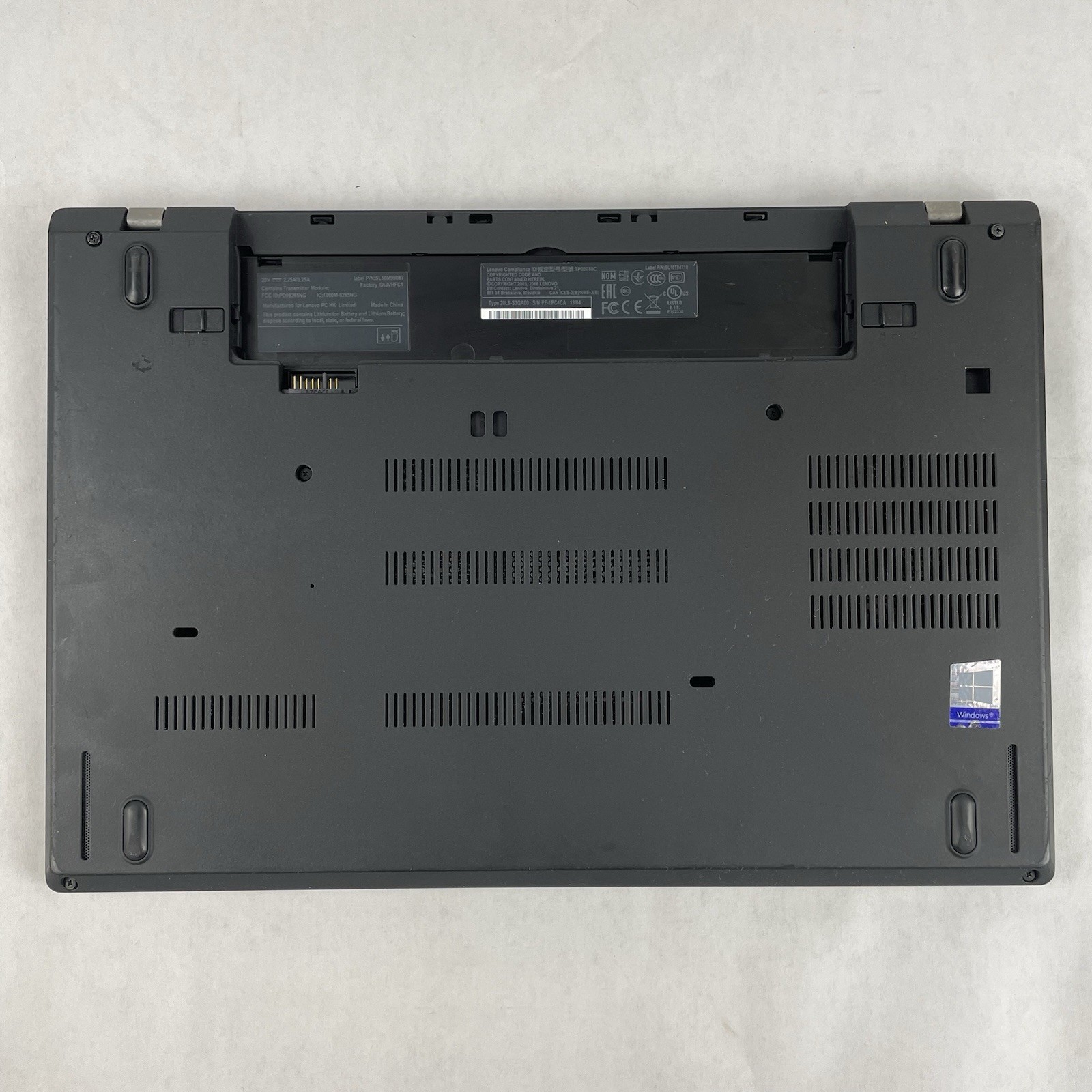 Lenovo ThinkPad T480 14″ i5-8350U 1.70 GHz 8 GB RAM No SSD/OS/AC – Missing DIMM