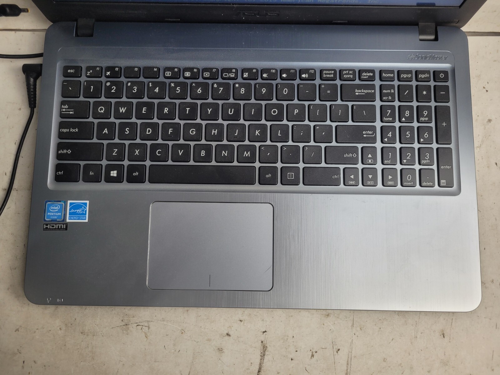 Asus X540S w/Pentium N3700, 4GB RAM, 500GB HDD, 15.6″ Laptop for Parts #1927