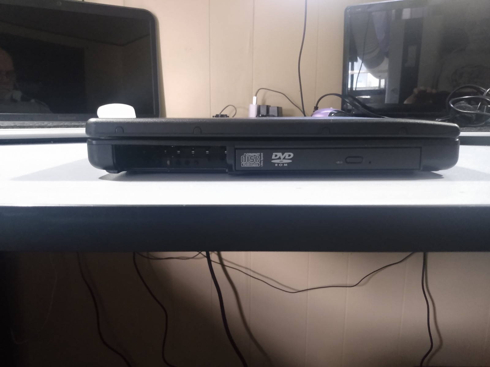 Dell inspiron 1200 pp10s laptop