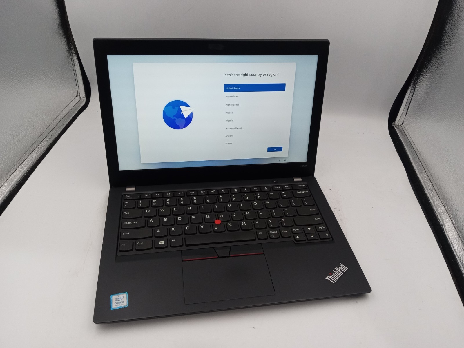 Lenovo ThinkPad x280 12″ Touchscreen Intel i5-8250U 8GB RAM 128GB SSD Win11 -RR
