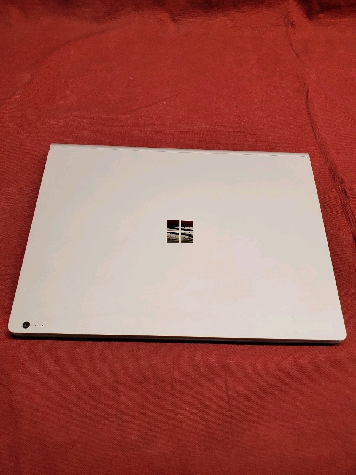 Microsoft Surface Book 2 13.5″ i5 8350U 1.70GHz/ 8GB / 256GB SSD #2935