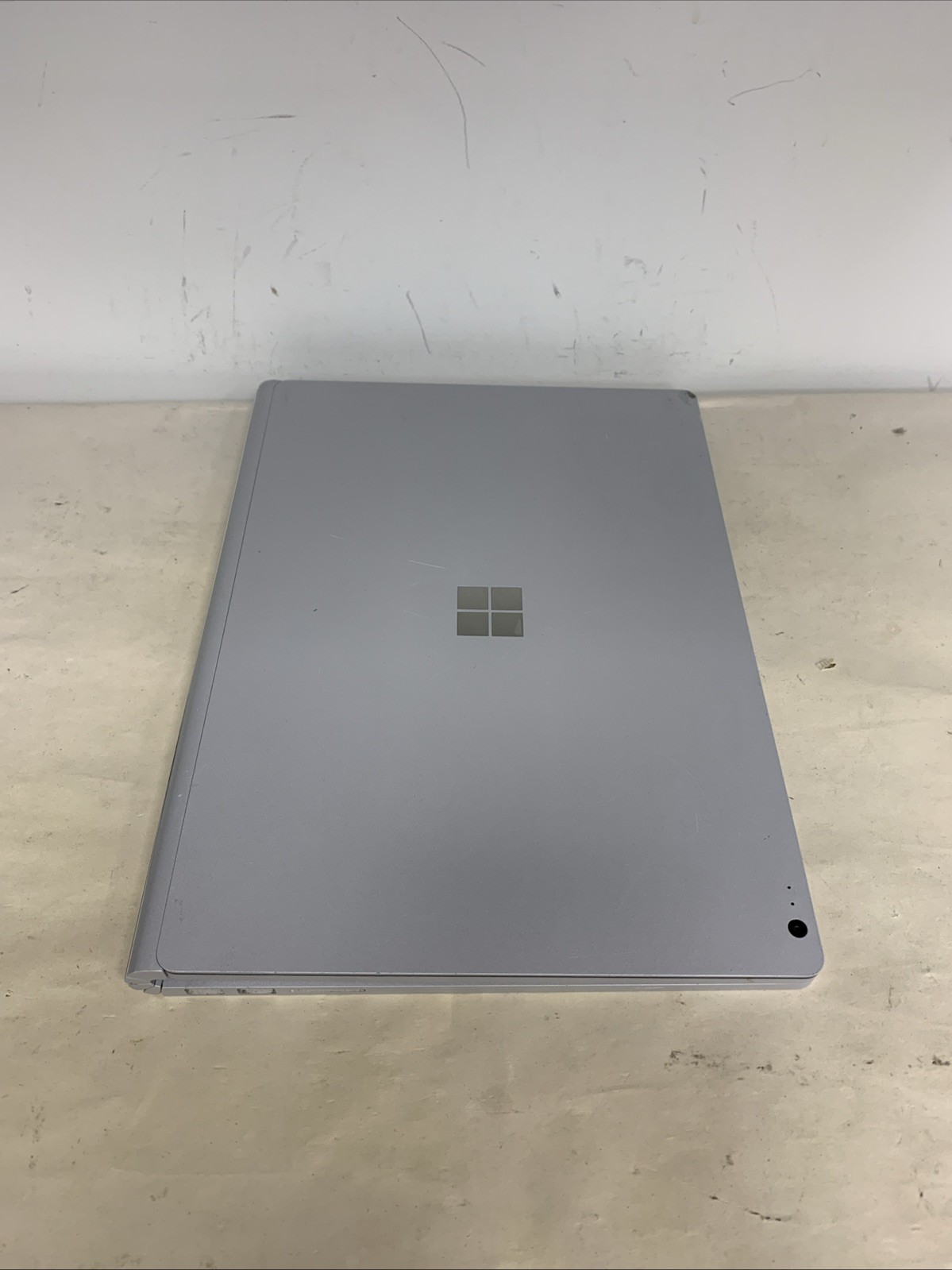 Microsoft Surface Book 2 i5-8350U 8GB RAM 256GB SSD Win11 Pro