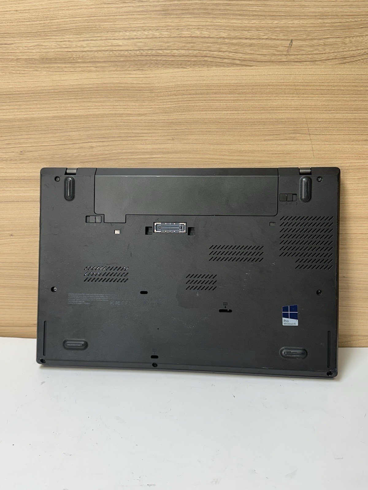 Lenovo ThinkPad T440 i3-4030U 4GB RAM 500gb HDD 14″ (for Parts Or Repair)