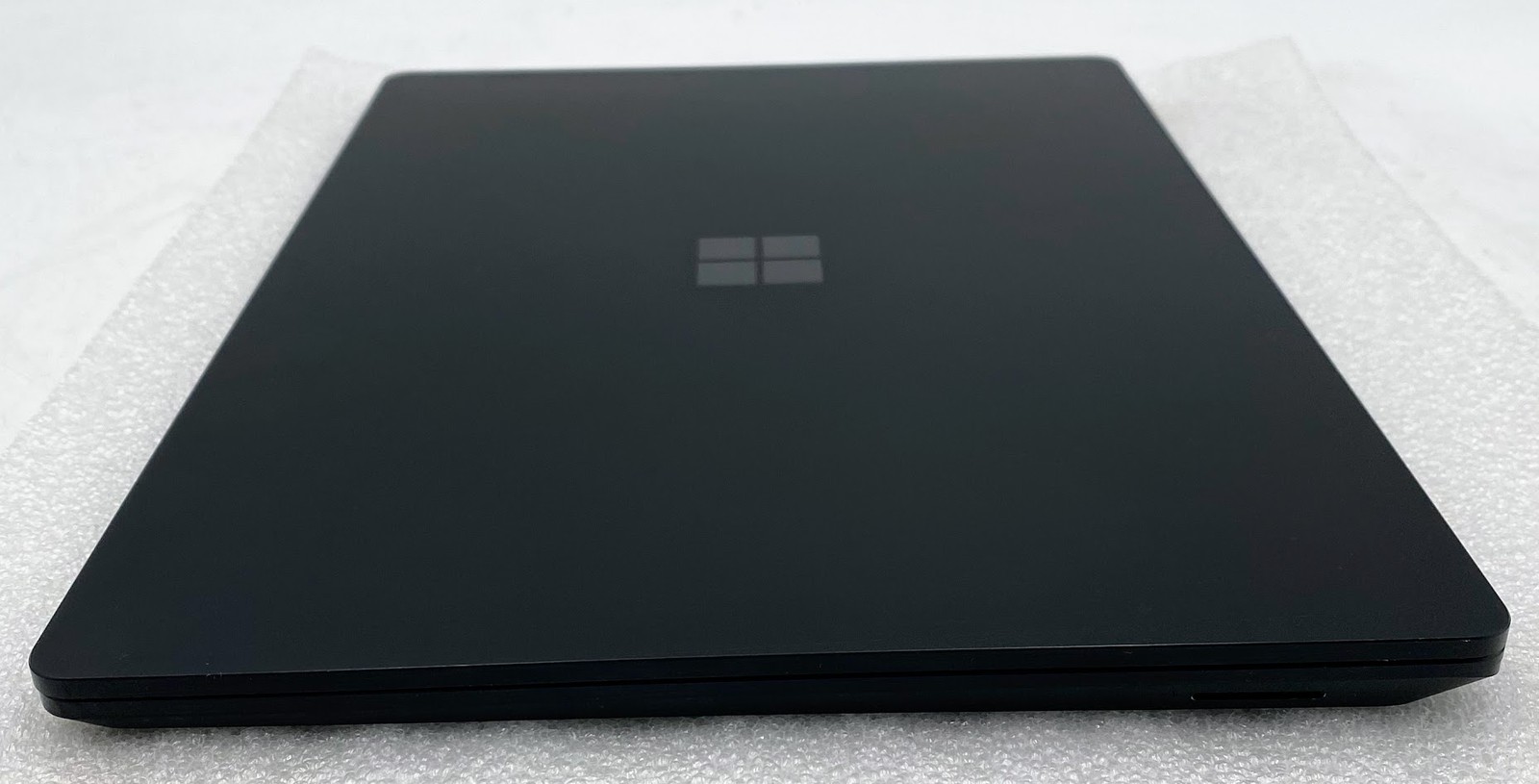 Microsoft Surface Laptop 5- 256GB SSD, 16GB DDR5 RAM, i7-1265U CPU, Win 11 Pro