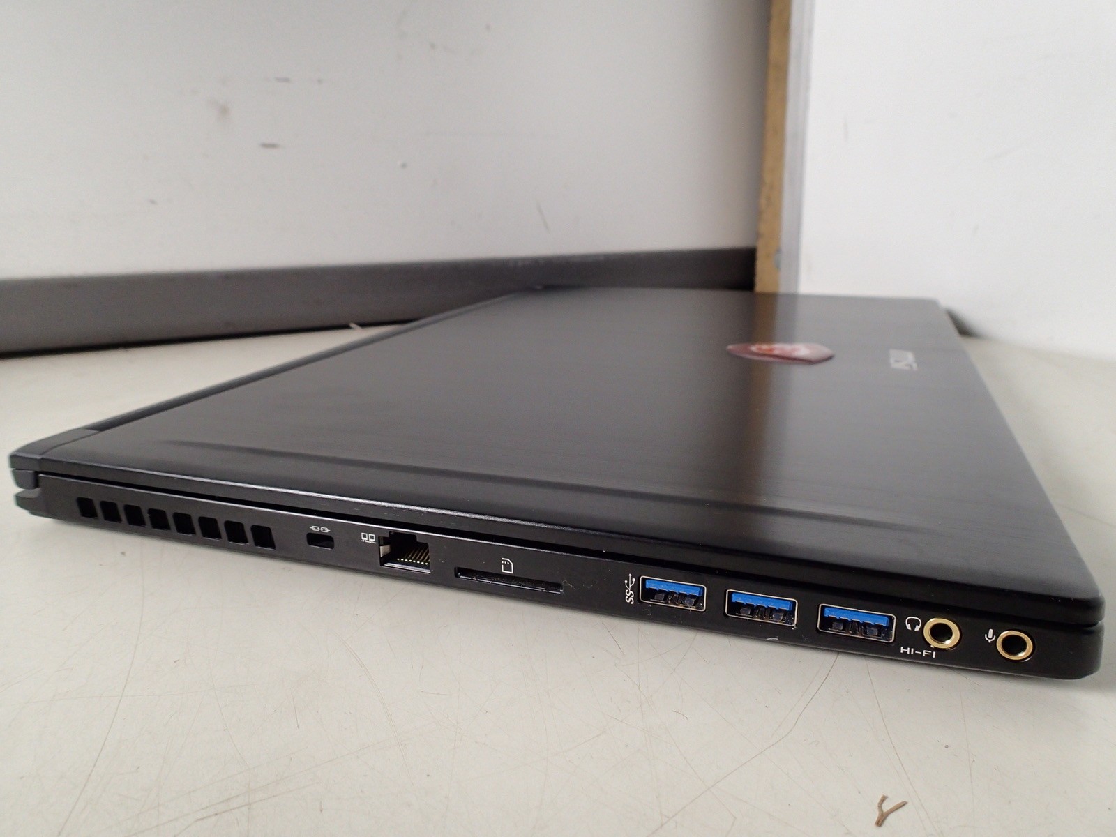MSI GS63VR Intel Core i7 7700H 2.80GHz 16GB RAM 256GB M.2+1TB HDD Win 11 GTX1060