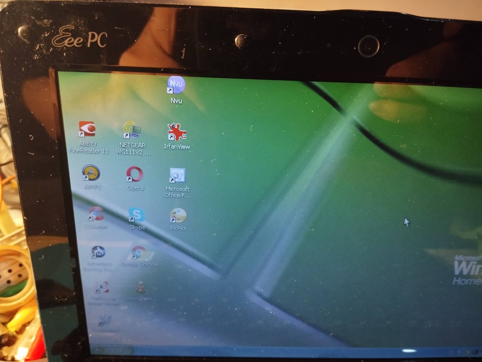 ASUS Eee PC MINI NOTEBOOK 1005HAB BLACK 1G DDR2 ATOM270 WIFI CAMERA WINXP Good