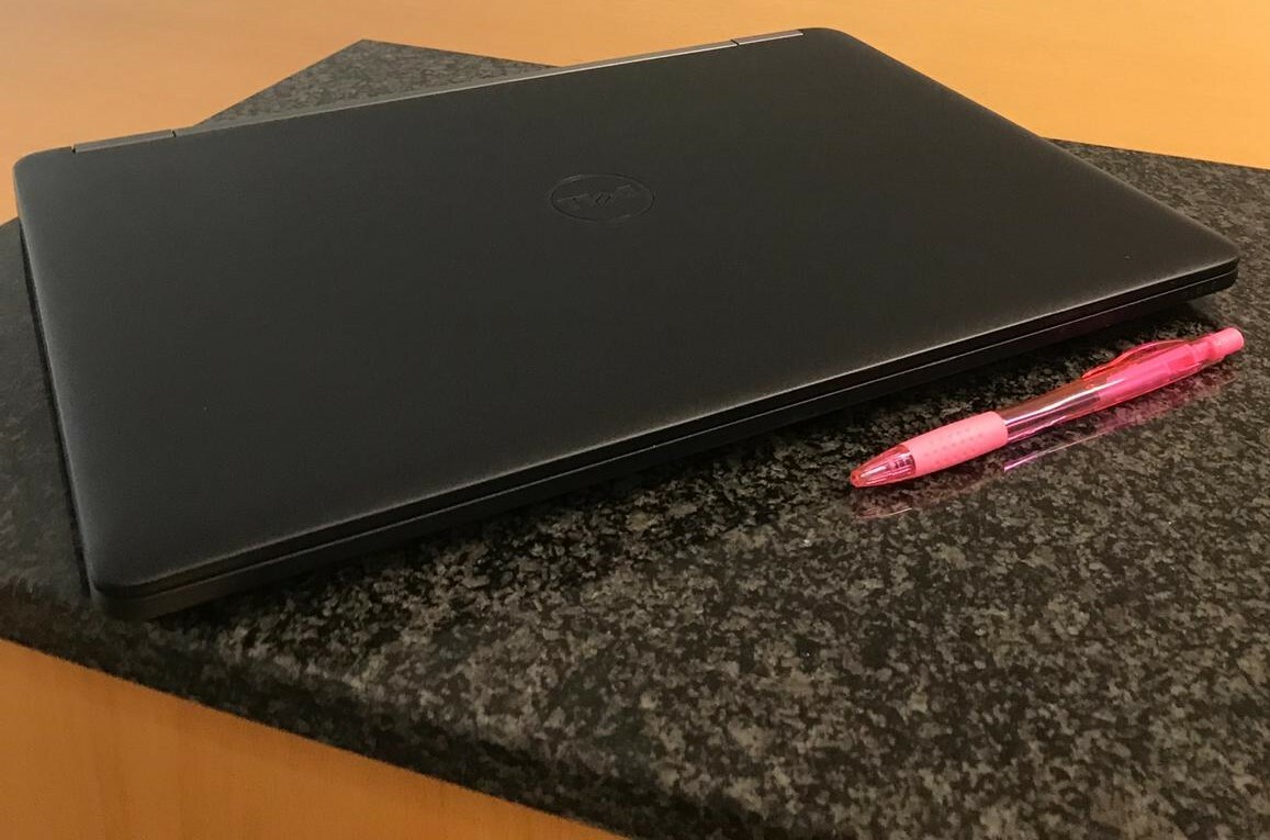Dell Latitude E7250 Intel I5 5300U-2.3GHz 8GB 128SSD WIN10 DE-BACKLIT Ultrabook