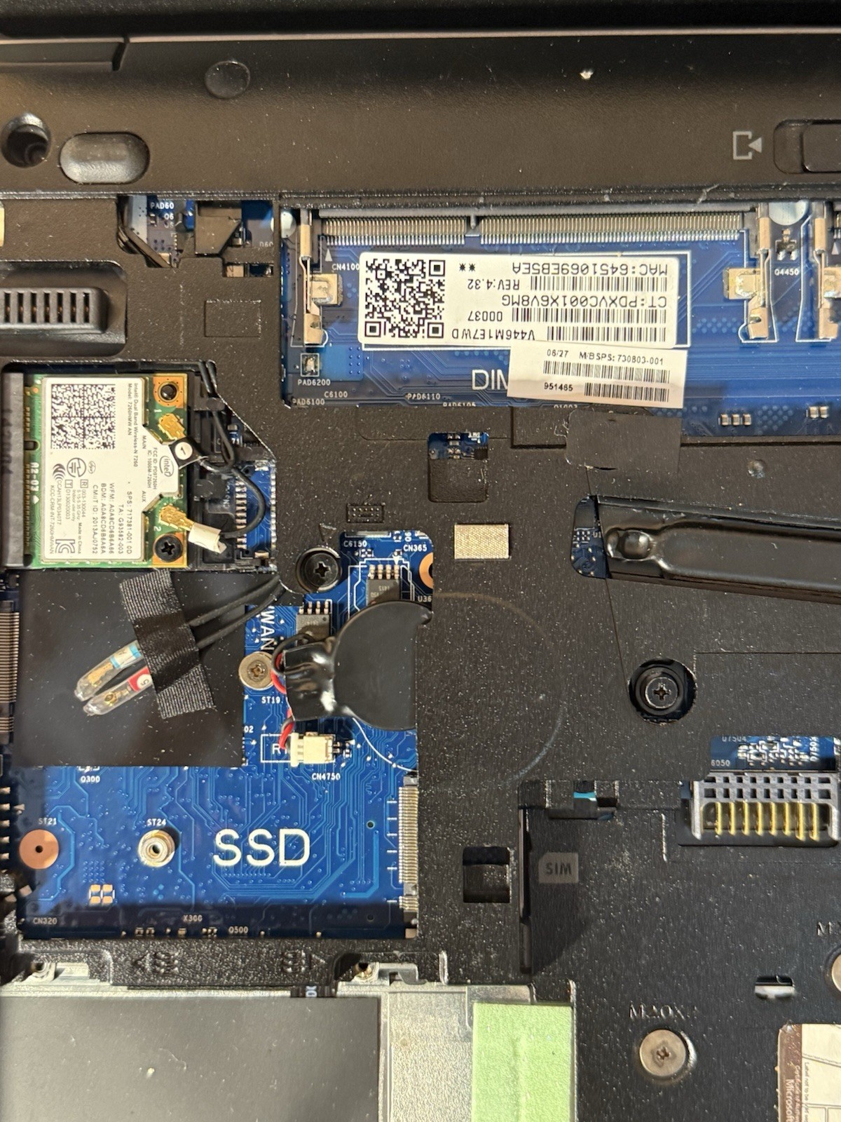 Hp EliteBook 840 G1/Core i5-4300u 1.90ghz (No RAM SSD OS POWER ADAPTER)