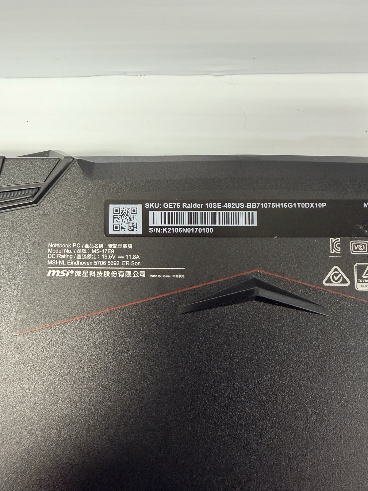 MSI GE75 Raider 10SE 17.3″ Gaming Laptop i7-10750H 64GB RAM 1.75TB RTX 2060 Read