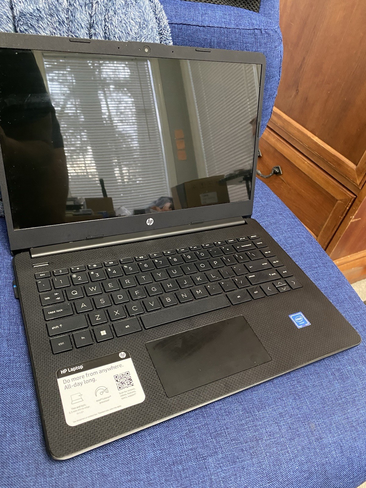 HP 14-dq0051dx Laptop Celeron N4120 16GB RAM 58GB SSD 14″ Windows 11