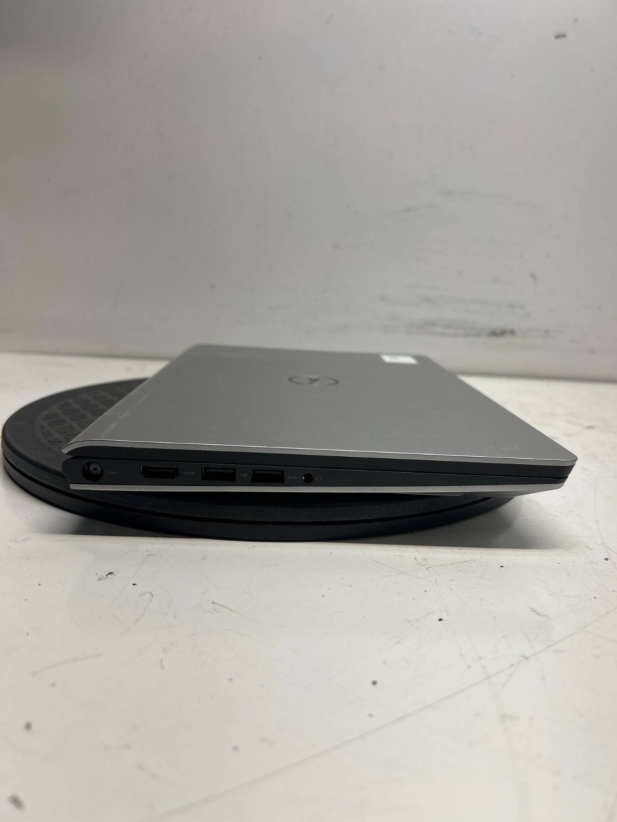 Dell Inspiron 3135 AMD A6-1450 1000MHz 4GB NO HDD
