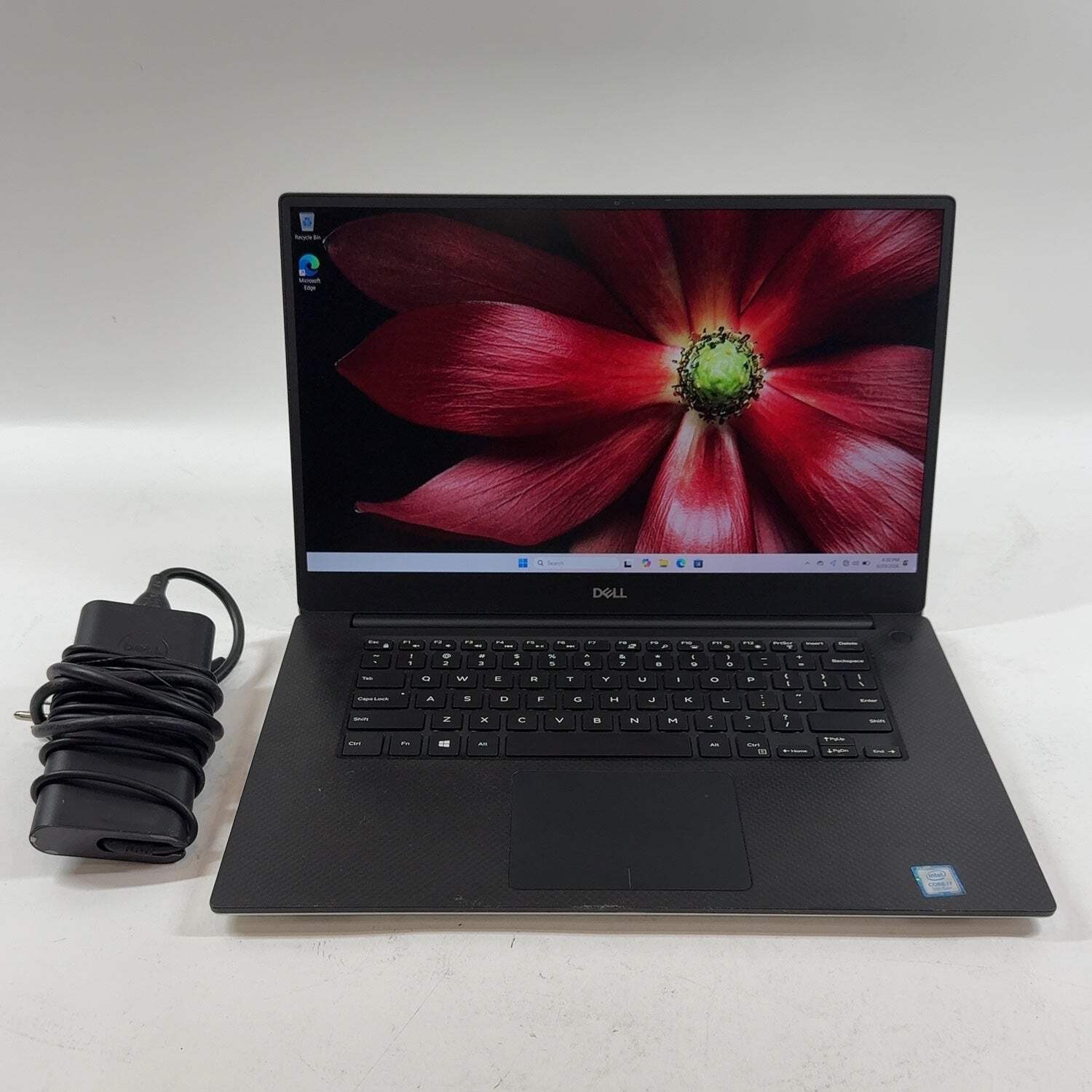 Dell XPS 15 7590 15.6″ i7- 9750H 2.6GHz 16GB RAM 256GB SSD GeForce GTX 1650