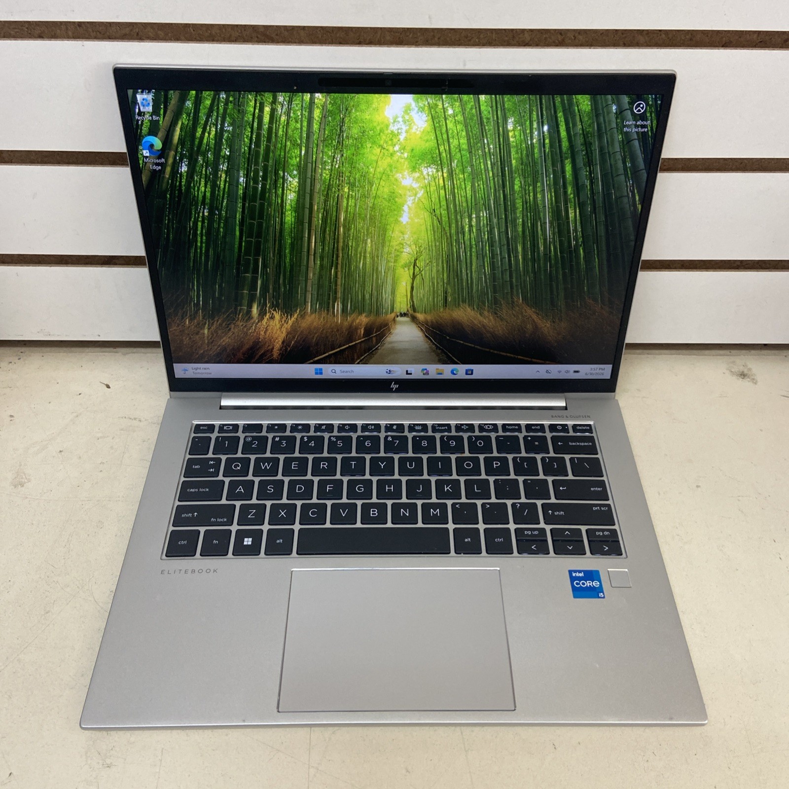 HP Elitebook 840 G10/1.9ghz Core i5-13th gen- 12 CORE/16GB/256GB SSD/14″-W11Pro