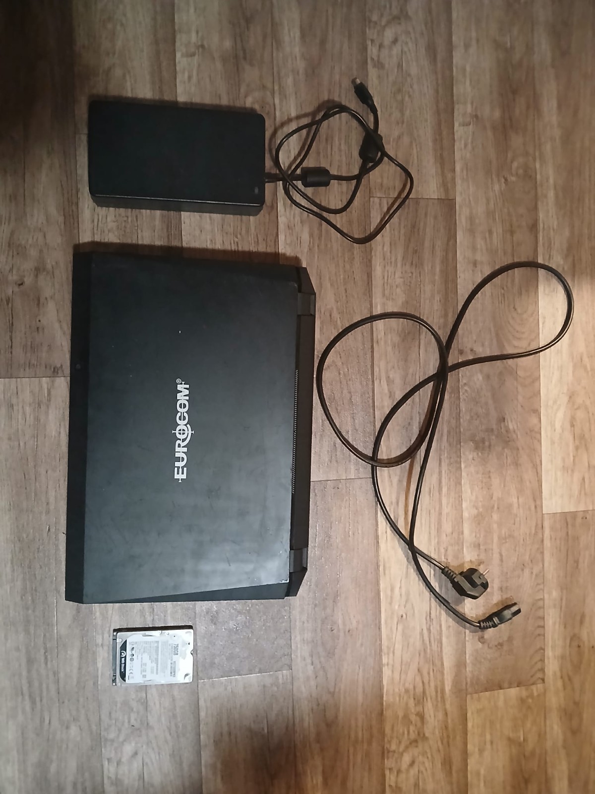 Eurocom X8 17.3″ Gaming Laptop | Intel i7-4700MQ | AMD Radeon HD 8970M 16GB ram