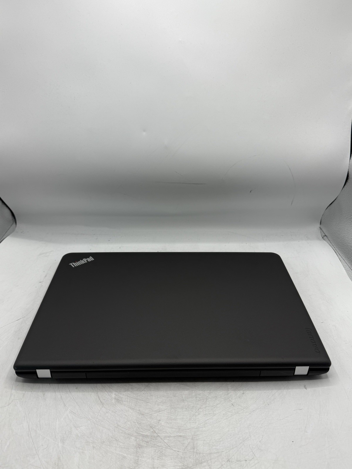 Lenovo ThinkPad E560 15.6” I5-6200U 2.30Ghz 8GB RAM 64GB SSD Win10P