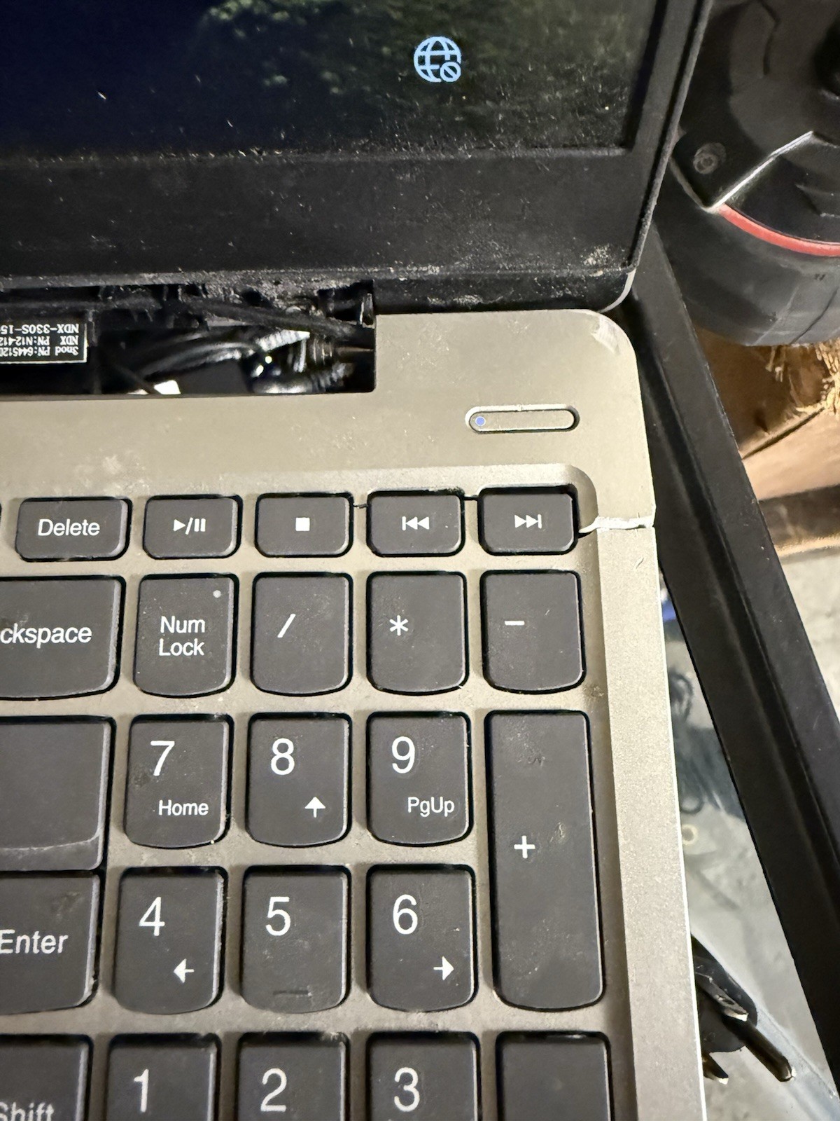 Lenovo Ideapad 330S-15ARR Ryzen 5 2500U 8GB RAM / 128gb Windows 10 Parts Repair