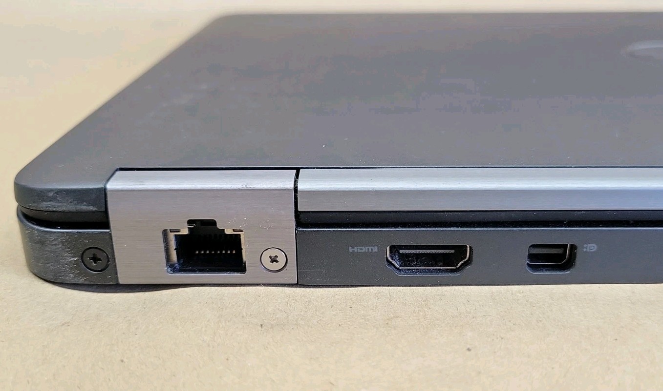 Dell Latitude E7470, Intel Core i7-6600U, 8GB RAM, NO SSD, NO OS *READ*