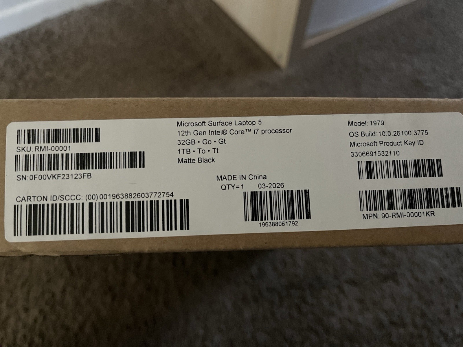 Microsoft Surface Laptop 5 13.5″ i7-1265U 32GB 1TB SSD Win11 Pro Black TS