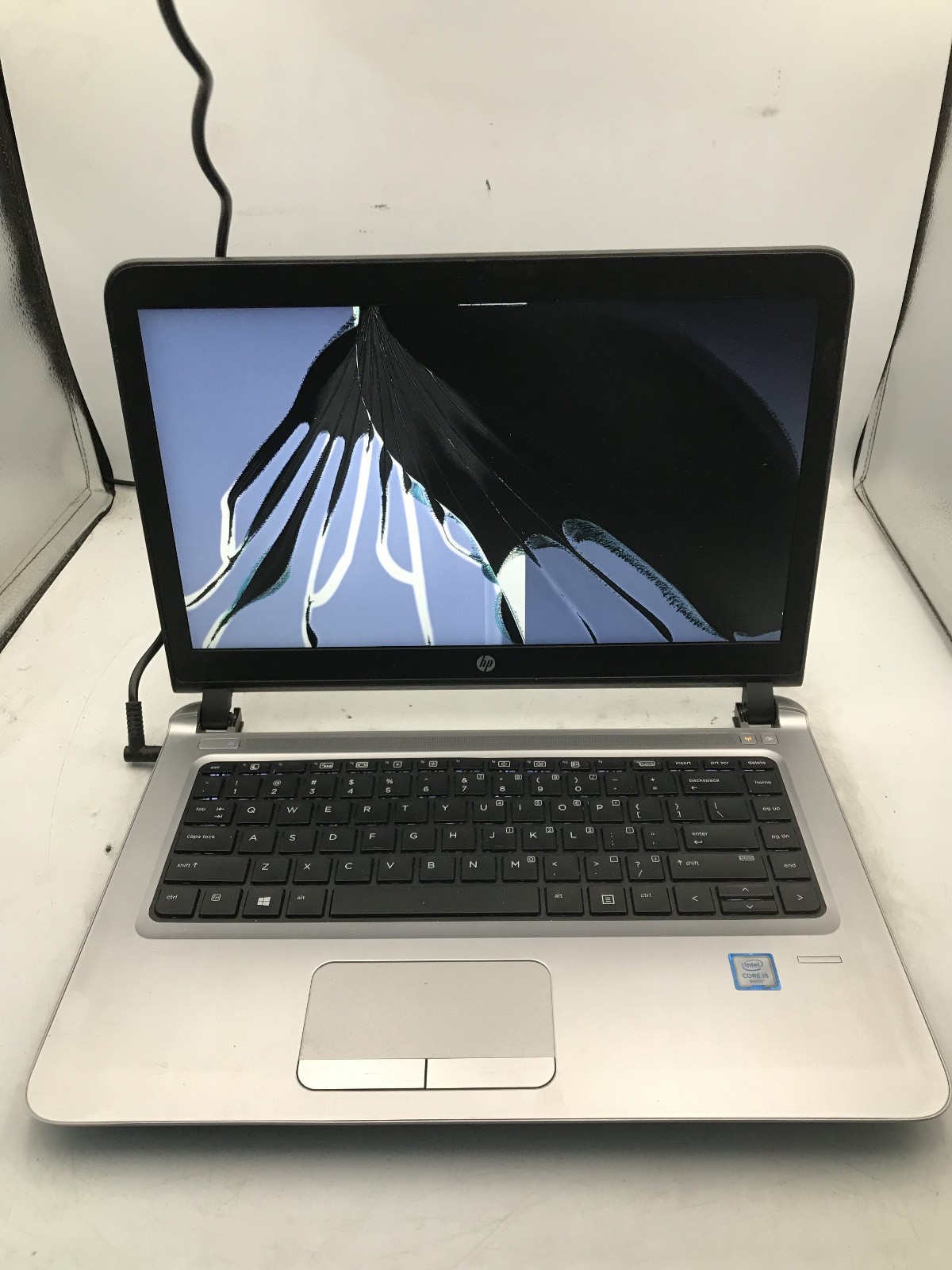 HP 440 G3 – FOR PARTS/BROKEN LCD – INTEL I5 6TH GEN – NO RAM – READ DESCRIP – BB