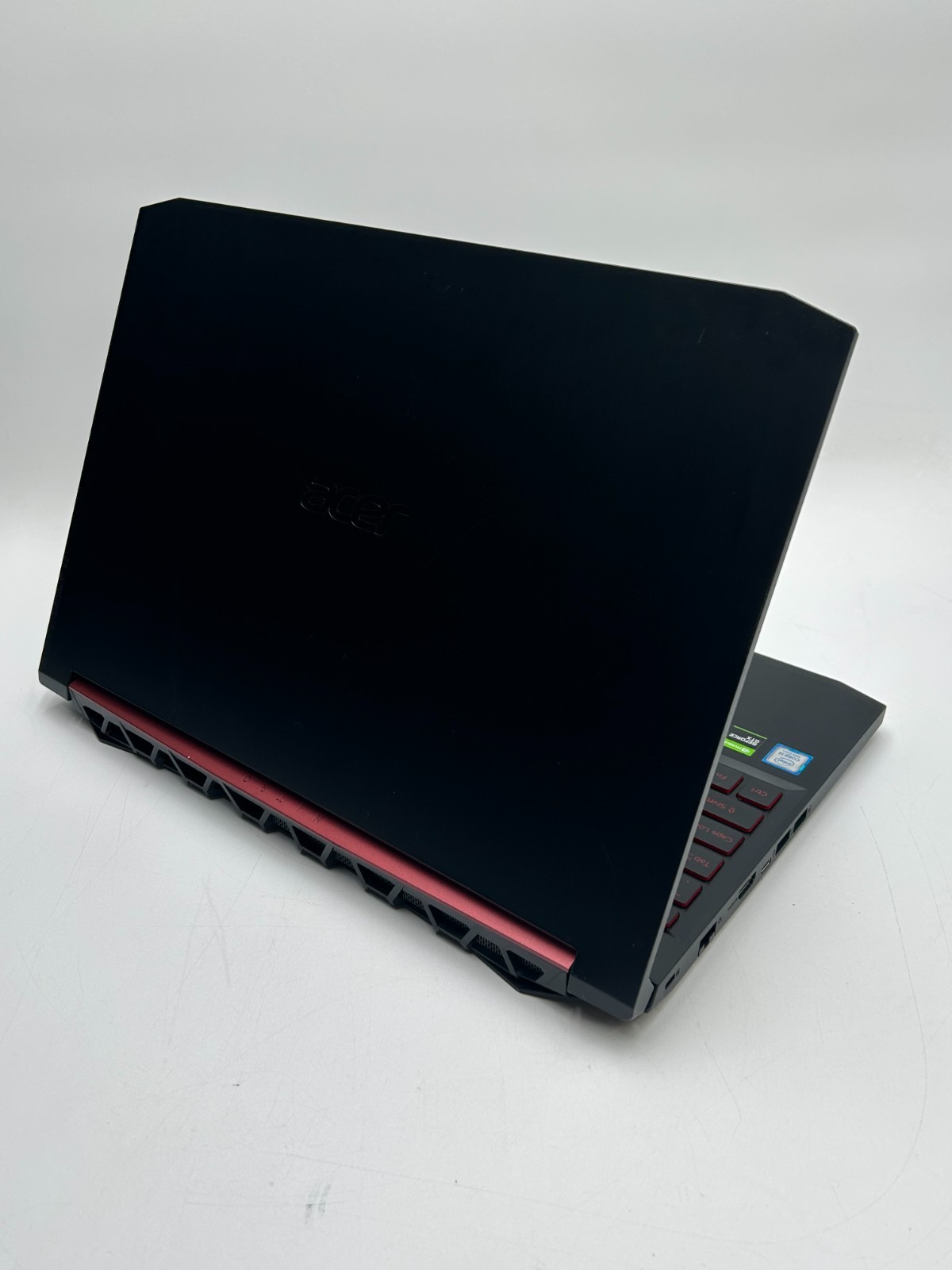 Acer Nitro N18C3 | I5-9300H @ 2.40GHz | 8GB RAM | 512GB HDD – WIN 11 PRO