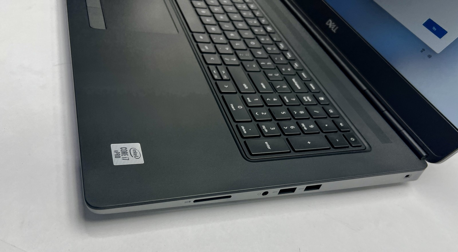 Dell Precision 7750 intel core i7, 16GB, 512GB, Windows 11 pro*