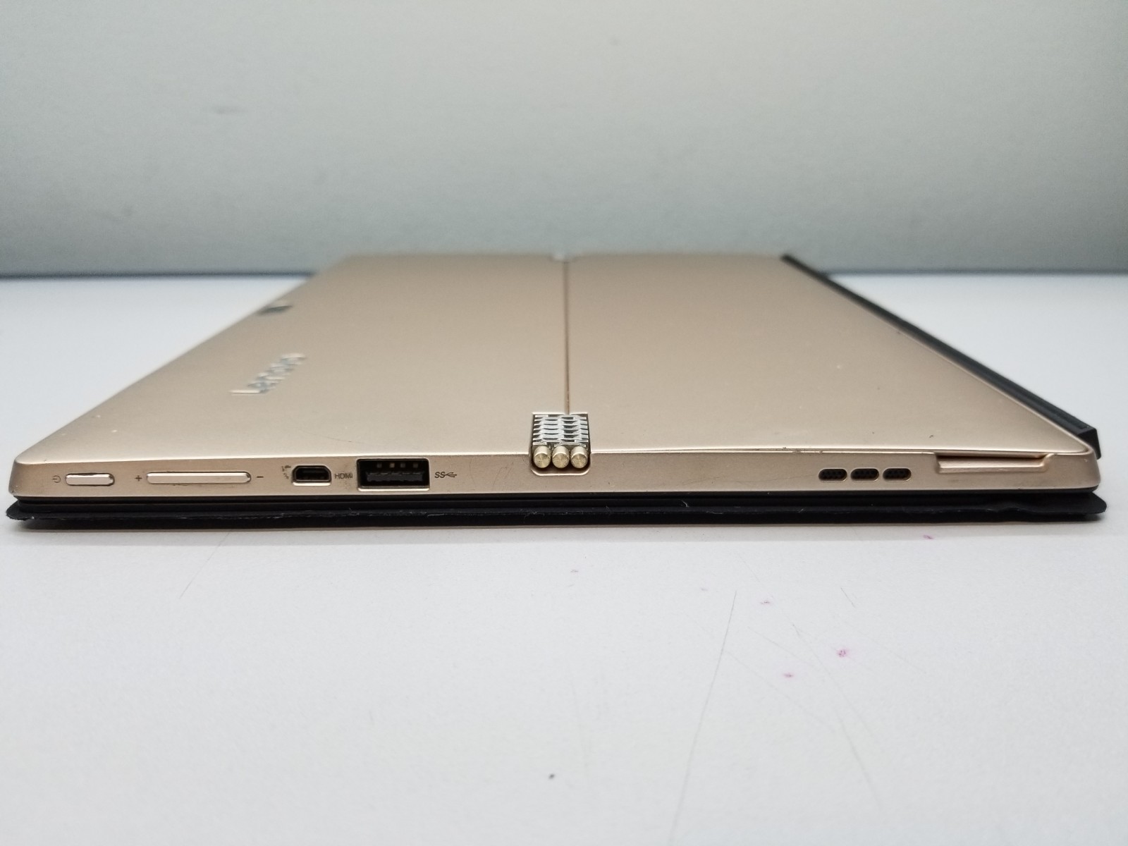 AS-IS Lenovo IdeaPad MIIX 700 12″ Intel m5-6Y54 1.1GHz 8GB RAM 512GB M.2 W11Pro