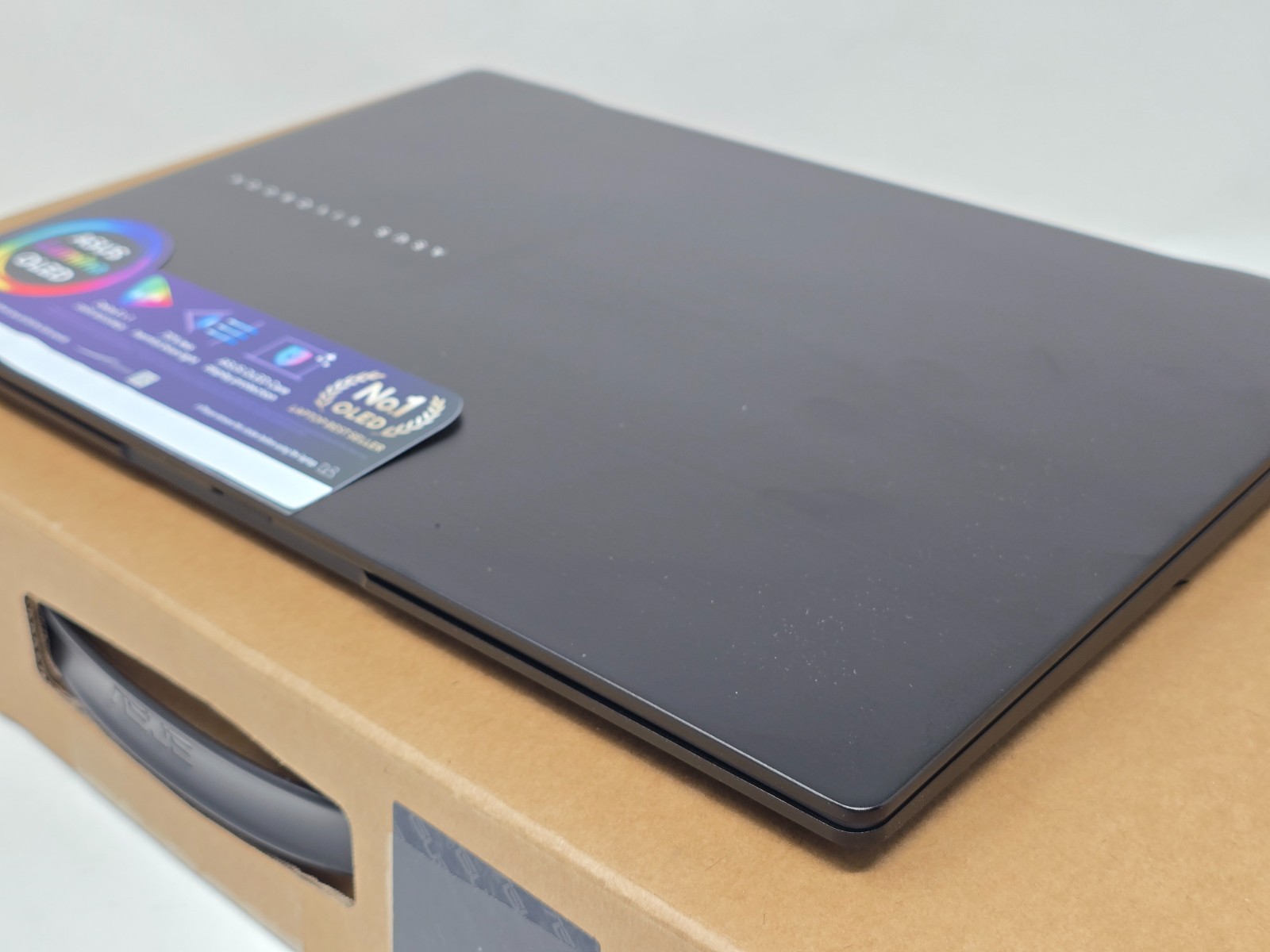 ASUS Vivobook S 14 OLED Intel Ultra 9 185H 16GB RAM 1TB SSD RGB S5406MA-AS96