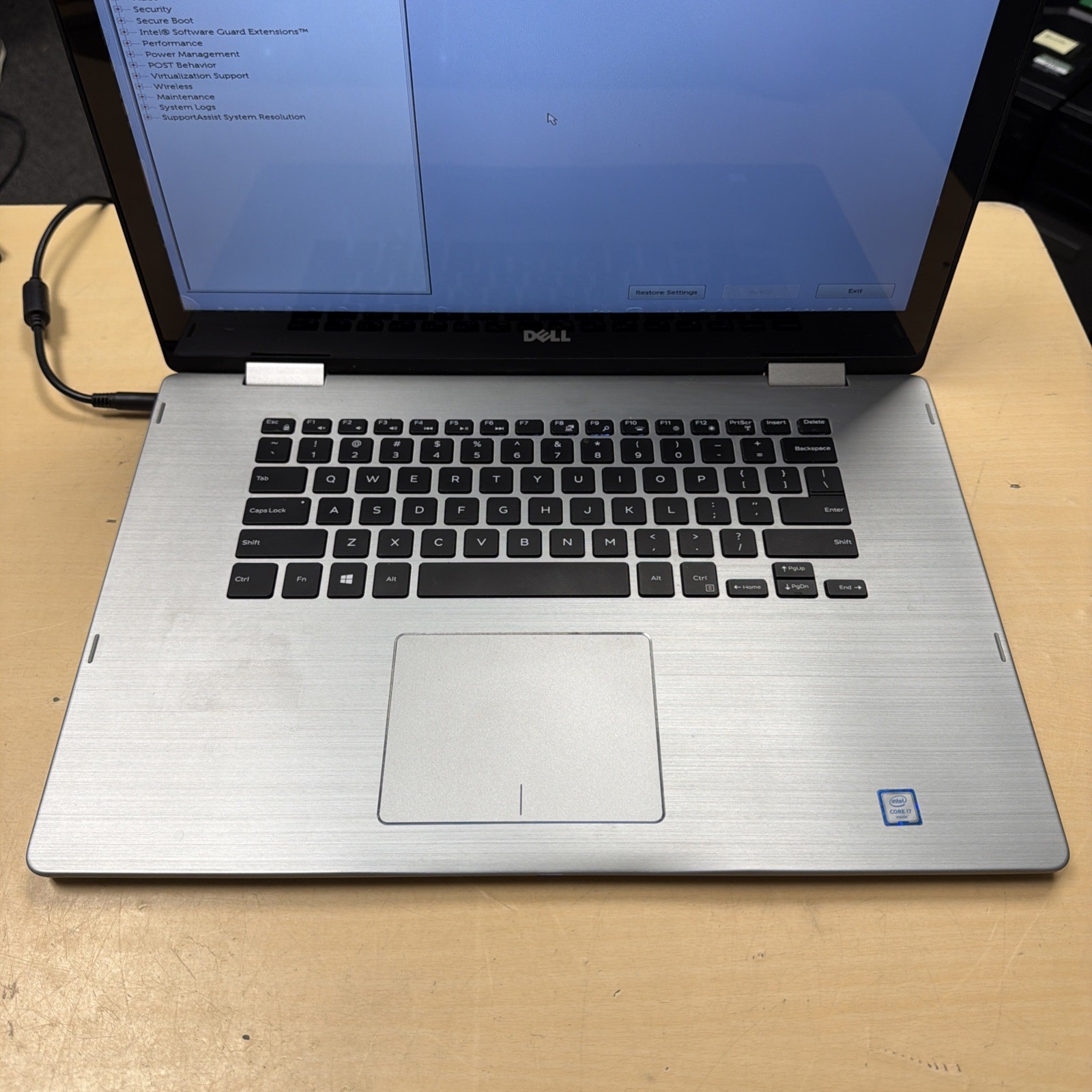 Dell Inspiron 15 7569 2 in 1 Core i7-6500U @2.50GHz 12GB NO HDD NO OS READ